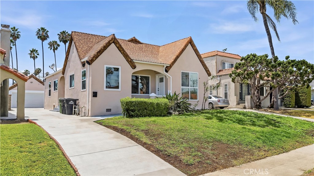5513 S Mullen — photo