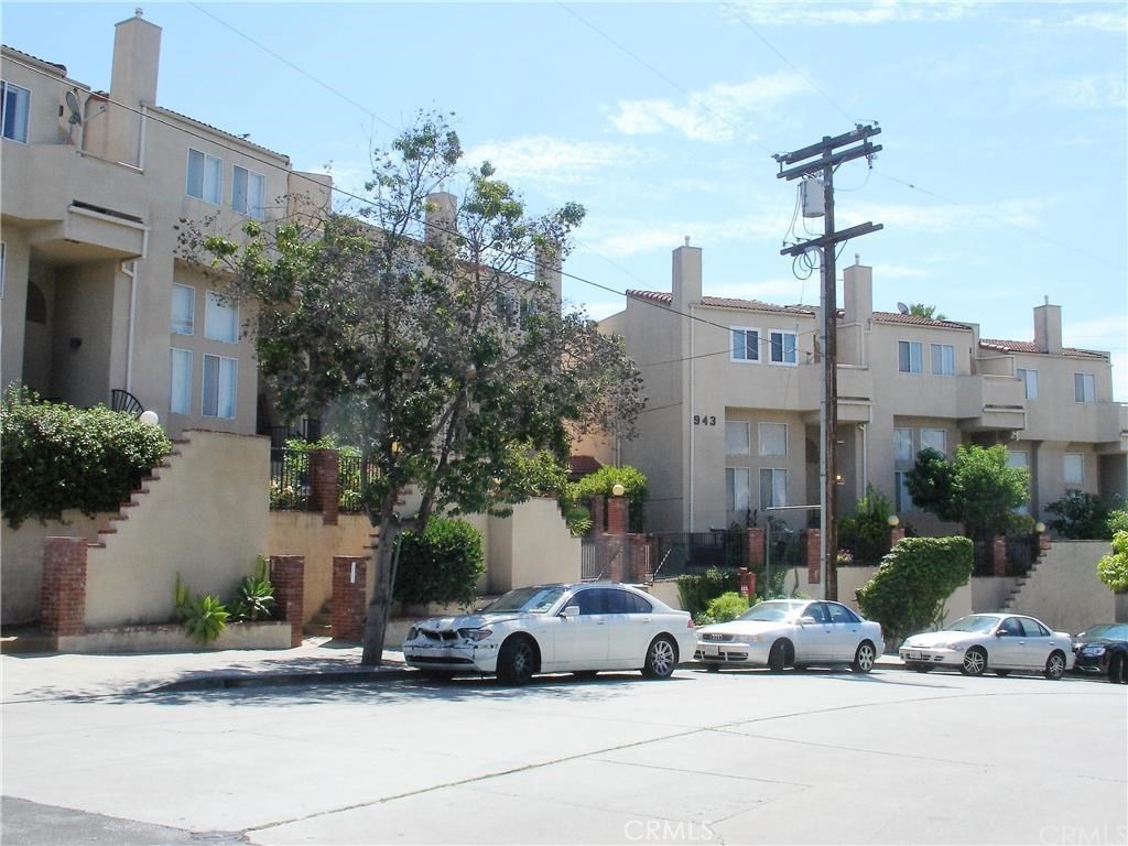 943 Figueroa Unit 8 — photo