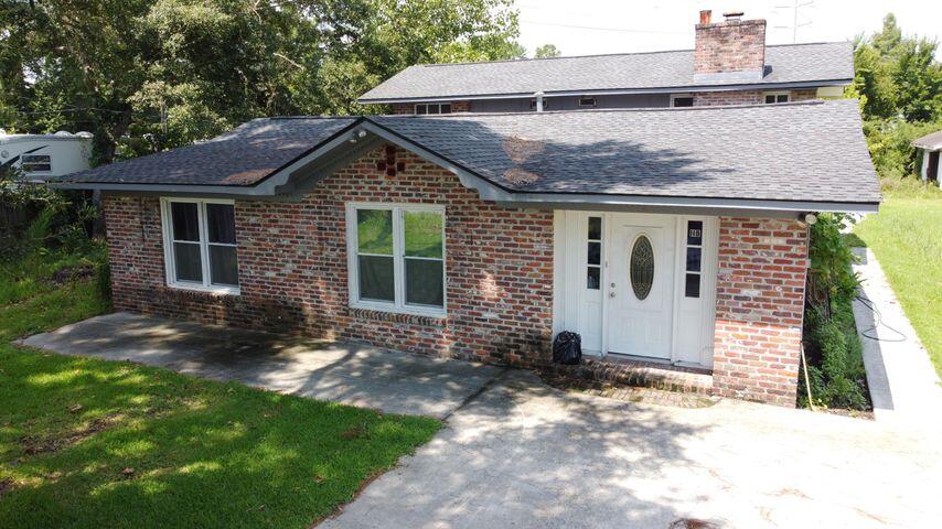 114 Berkeley Circle — photo
