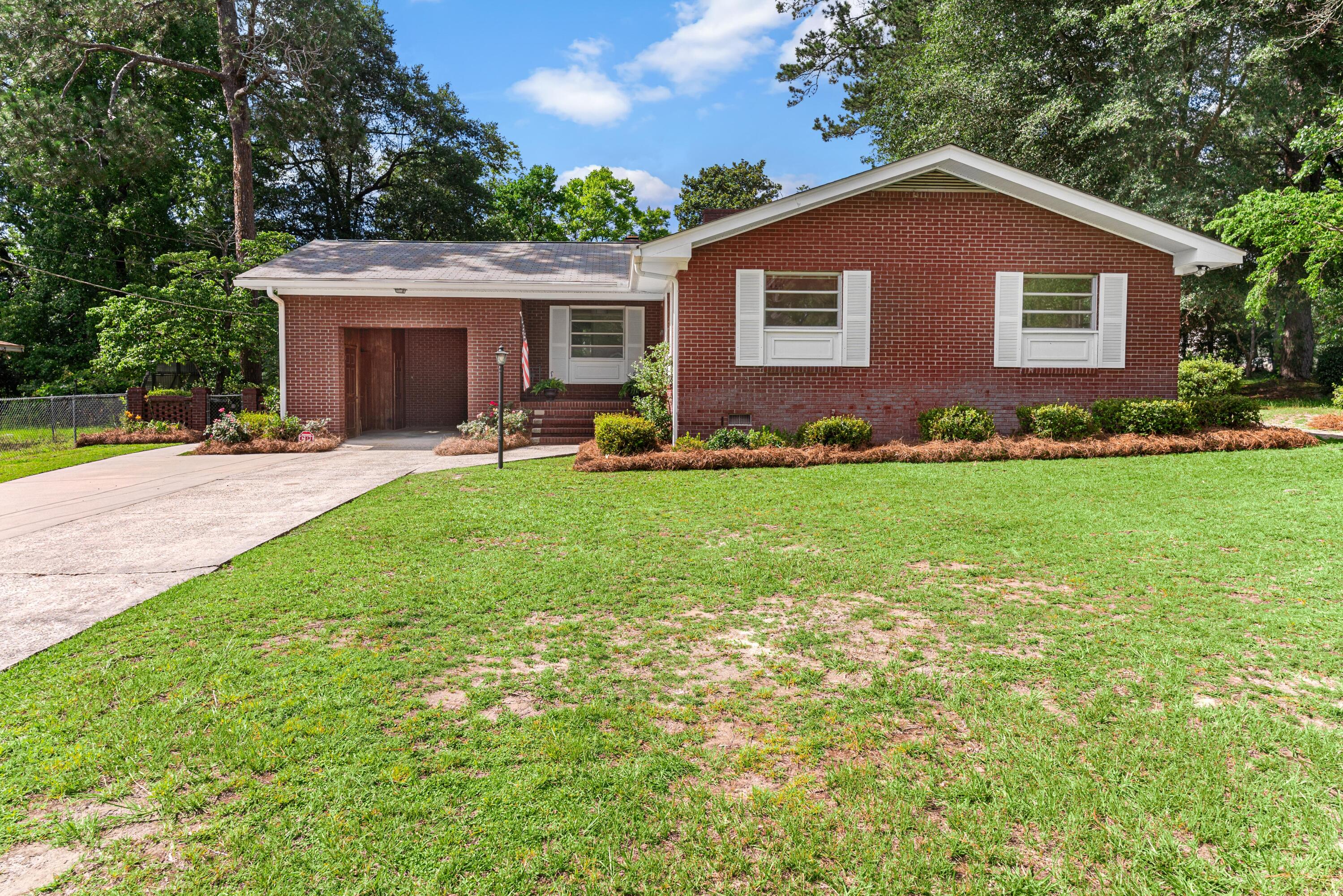 591 Azalea Drive Drive — photo