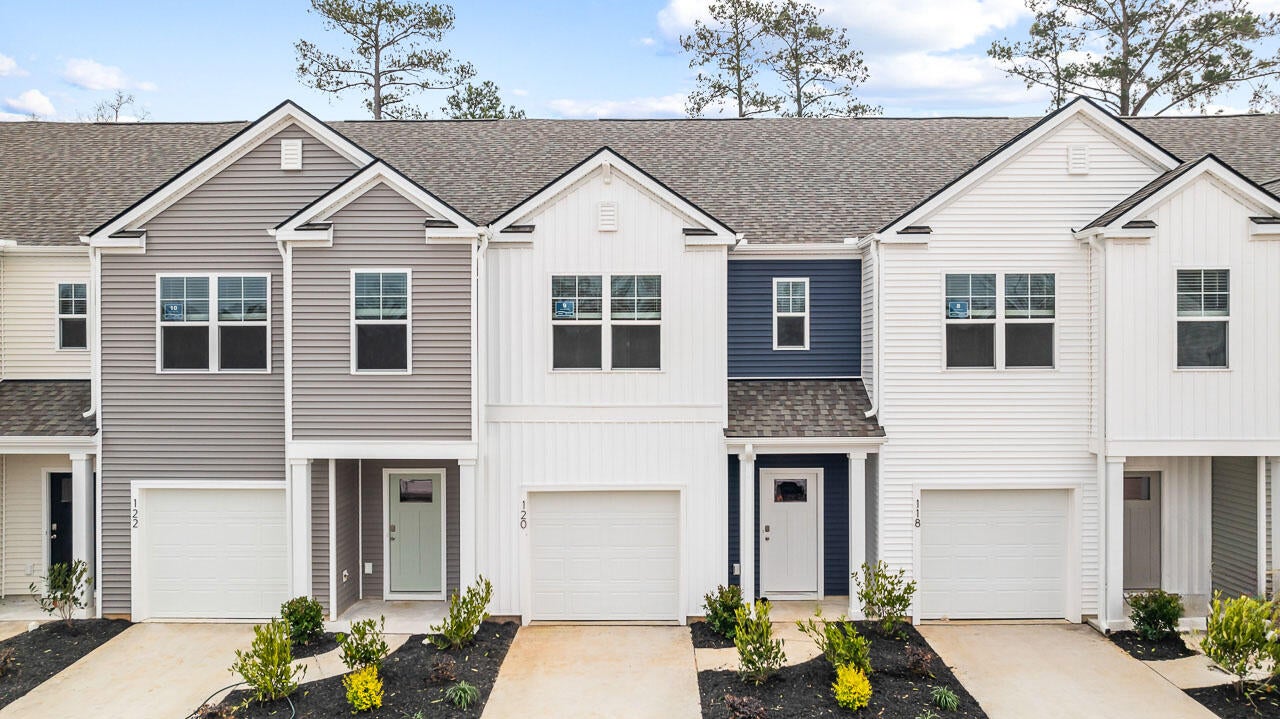 120 Cypress Hollow Way — photo
