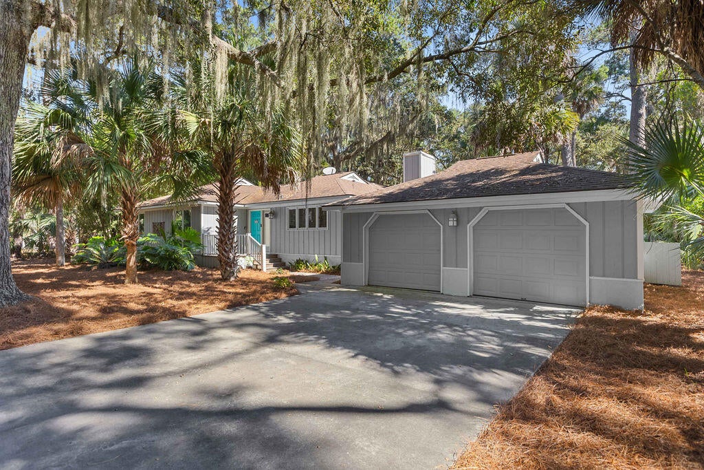 2631 Seabrook Island Road — photo