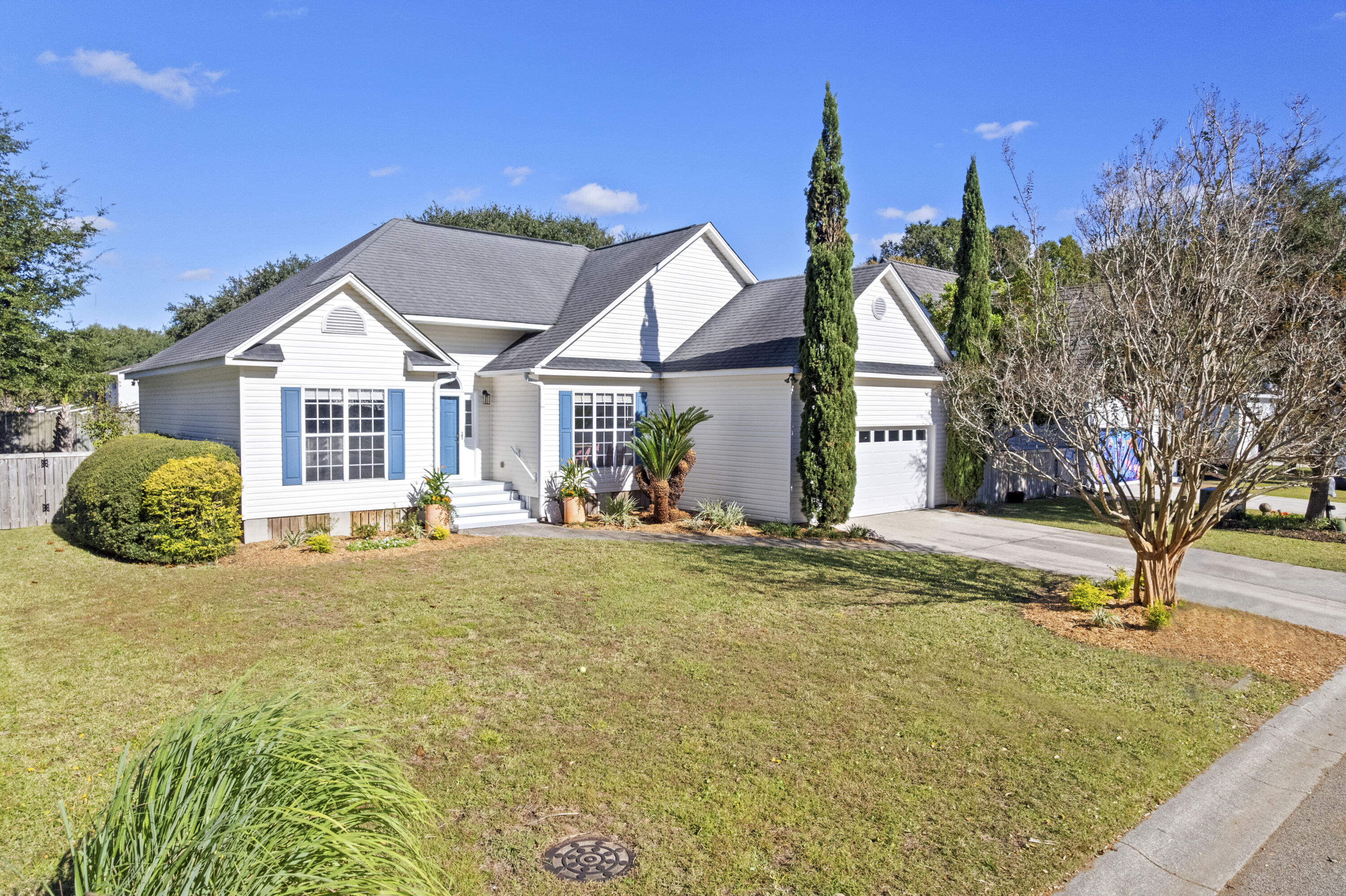 1504 Old Village Drive — photo