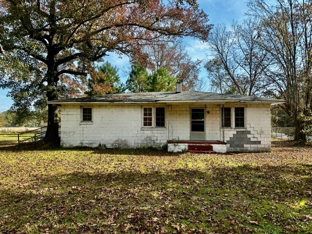 952 Gausetown/Pinckney Road — photo
