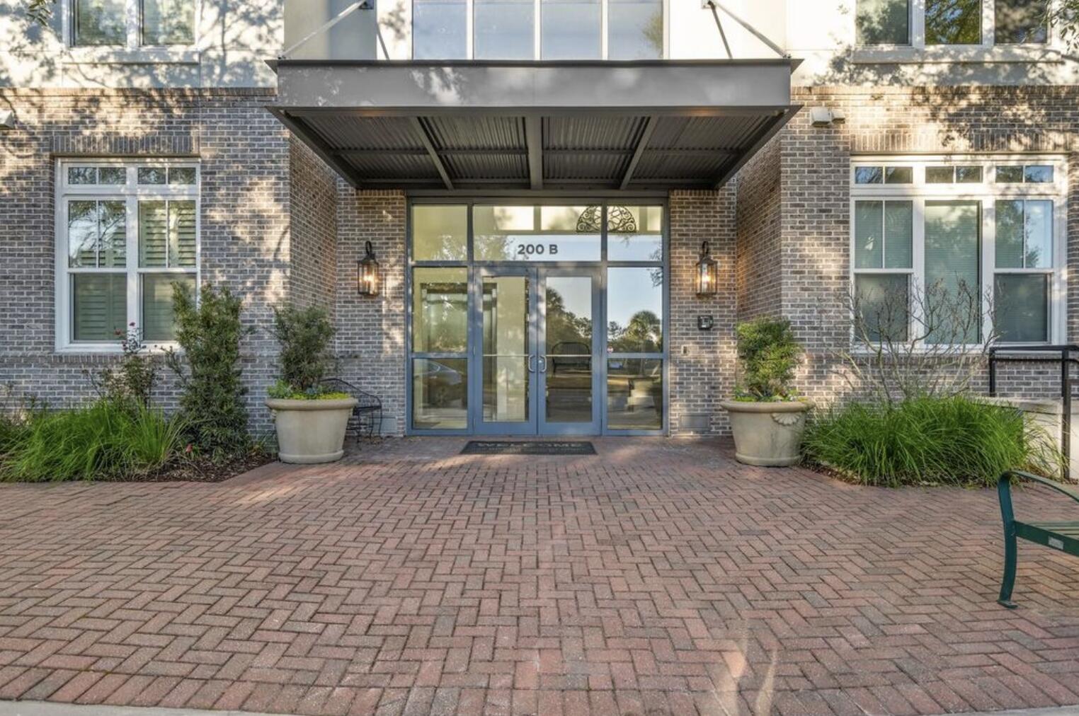 200 River Landing #403 B 403 — photo