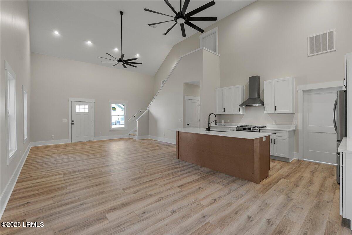 2021 Lafayette Street — photo