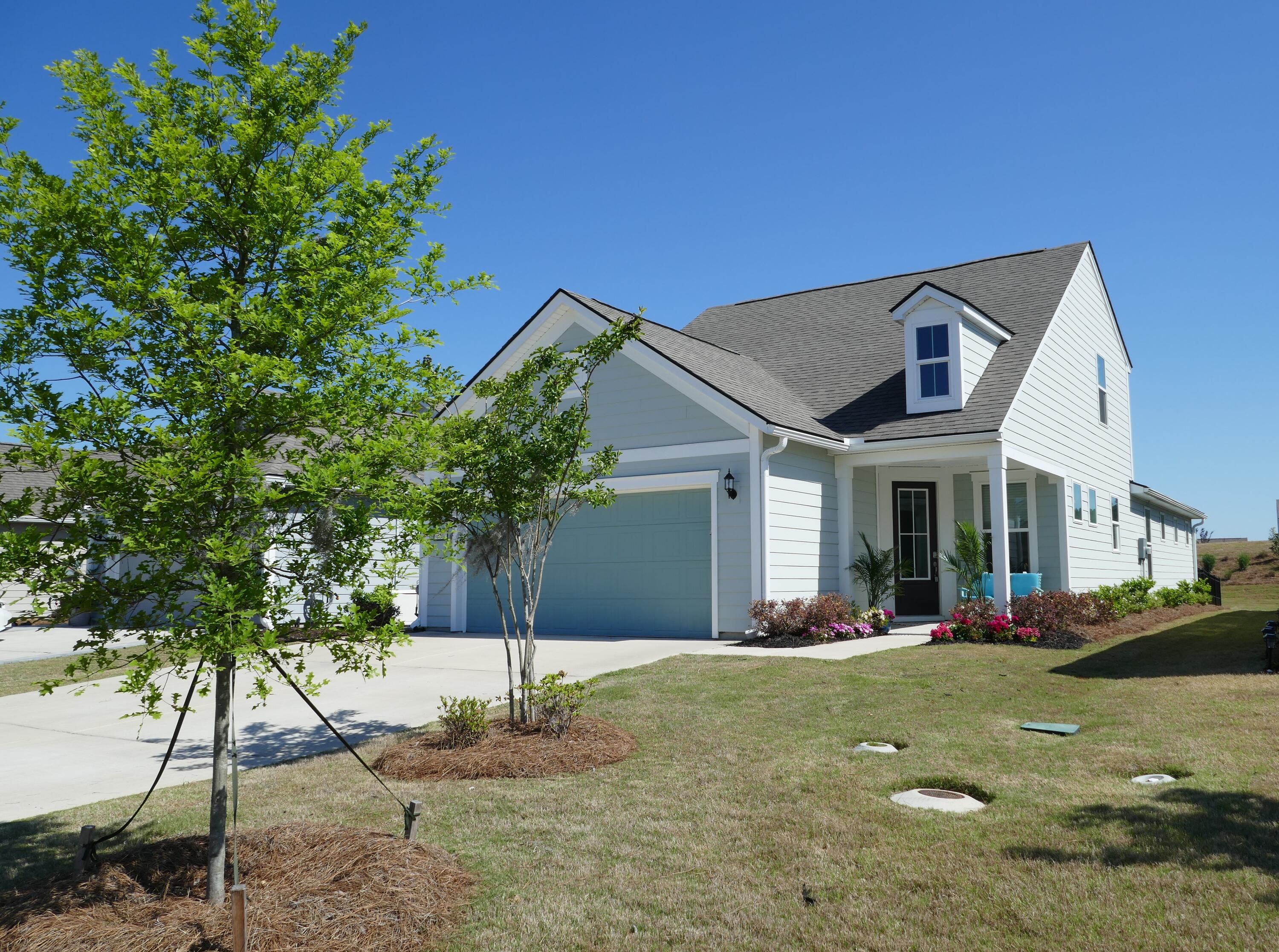 350 Dahlia Row Drive — photo
