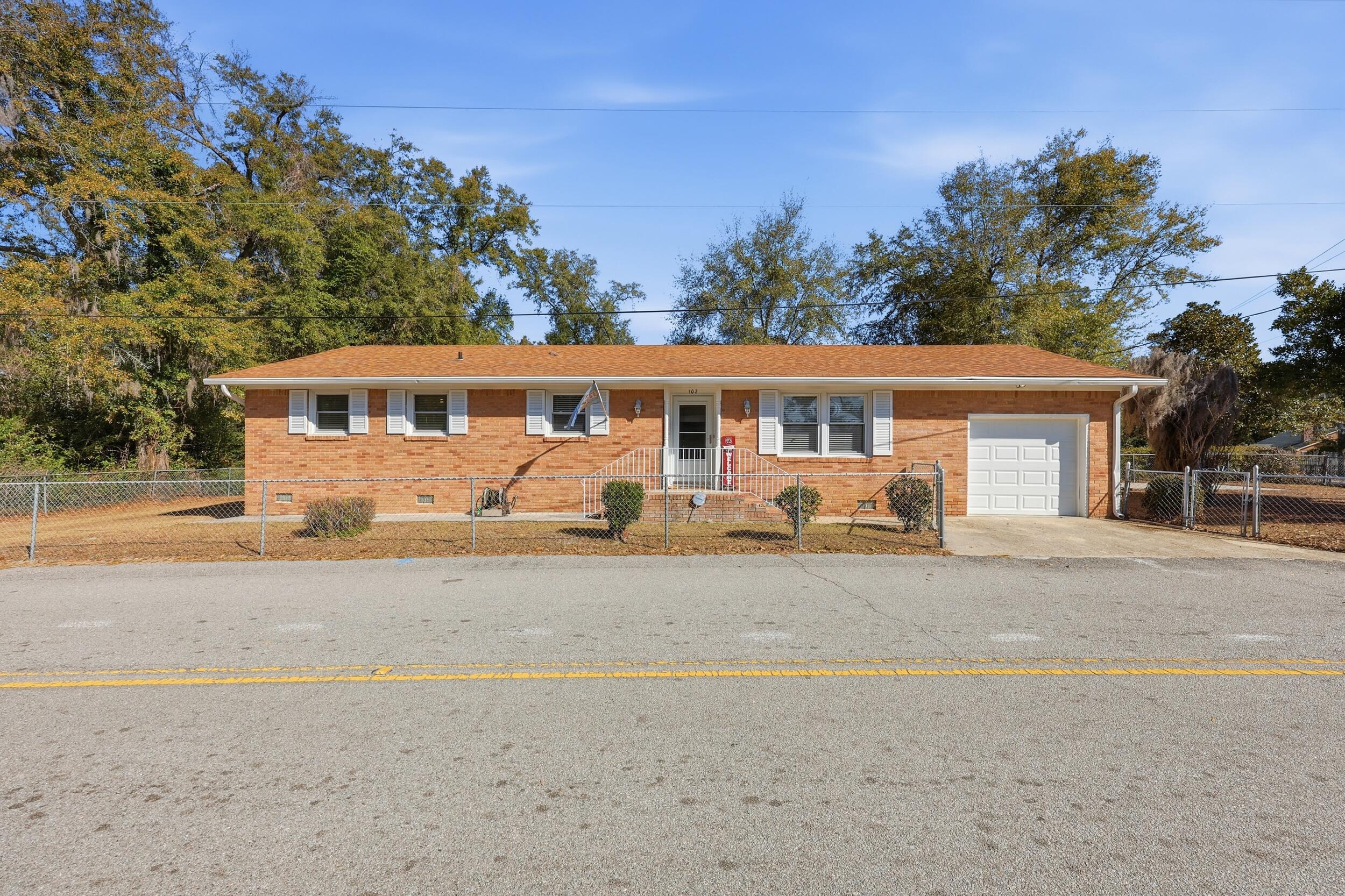 102 Wiley Street — photo