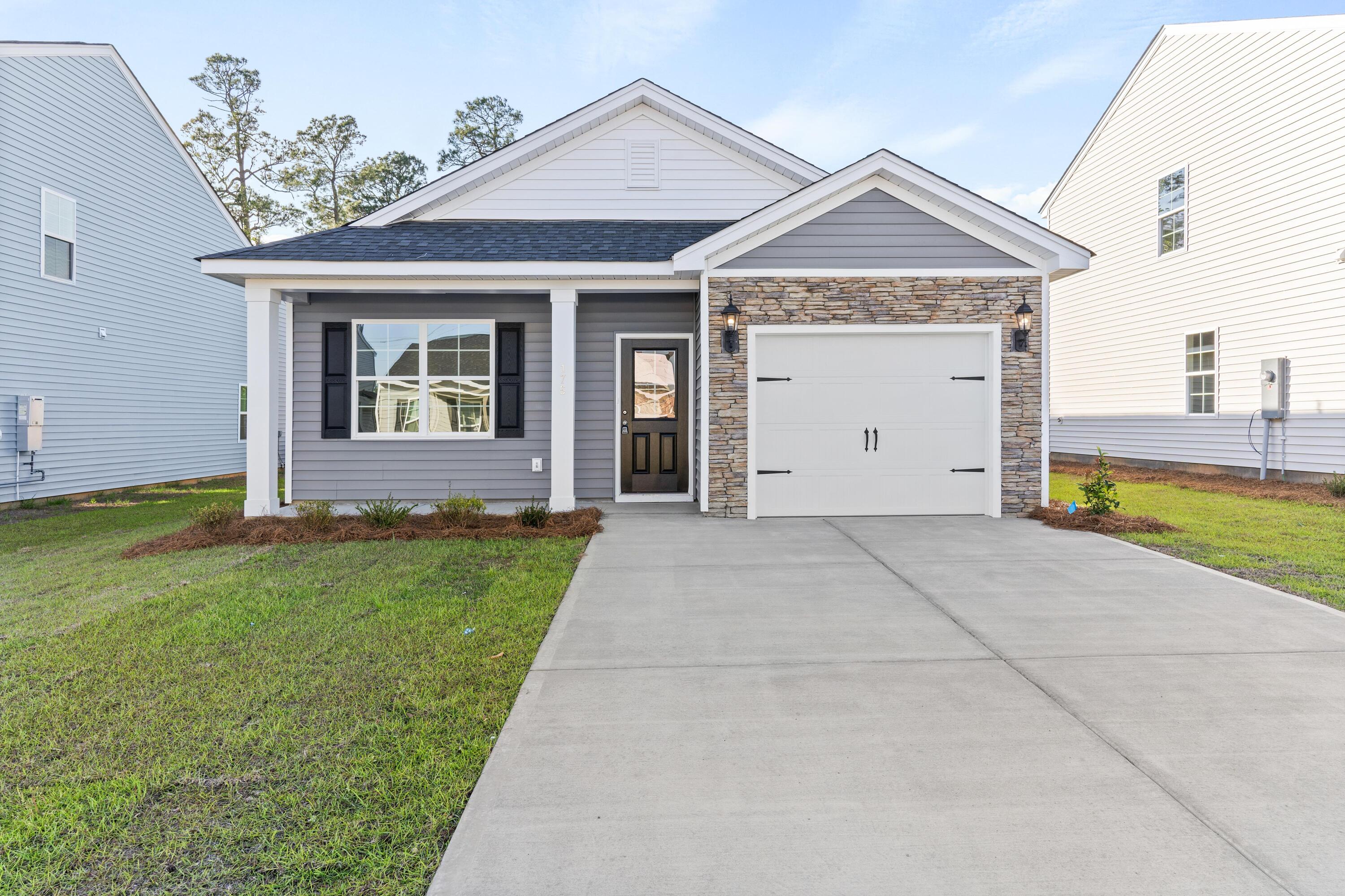 175 Willow Bay Drive — photo