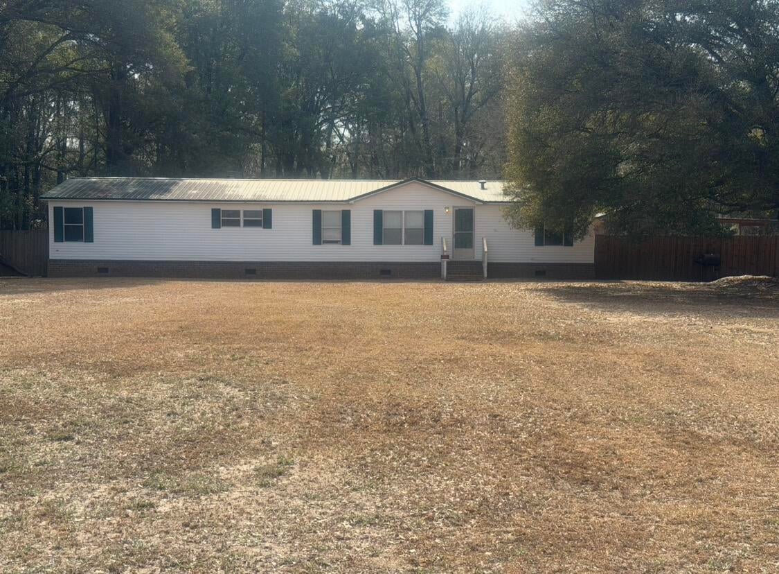 5403 Wire Road — photo