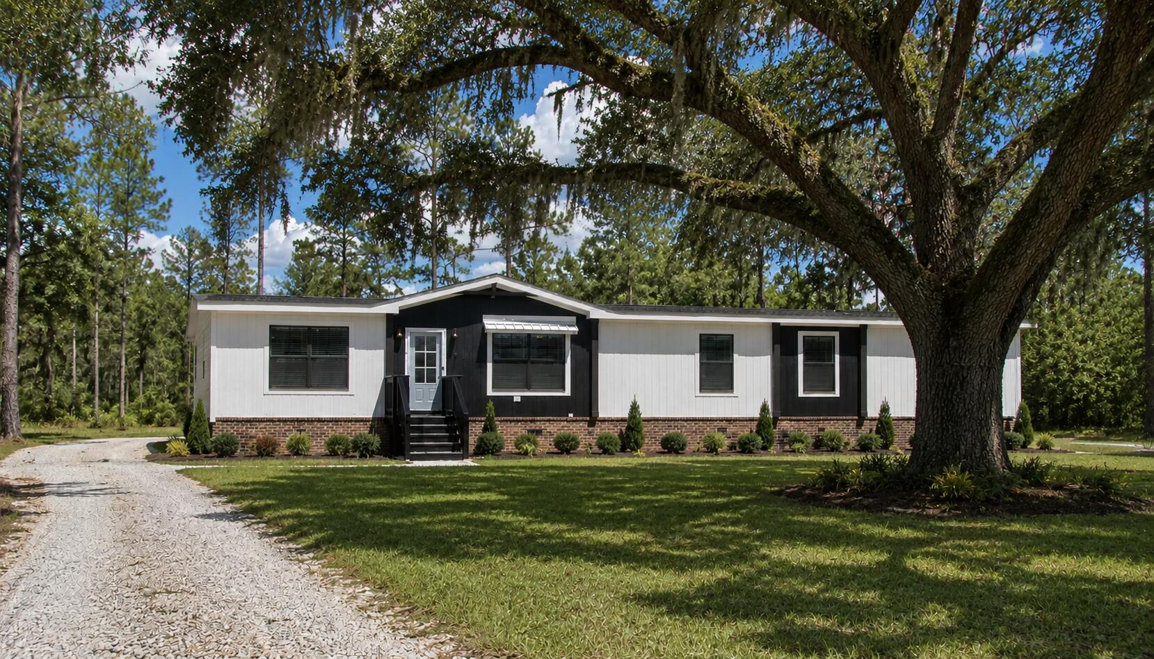 297 Tiger Lily Lane — photo
