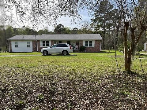 140 Bowers Lane — photo