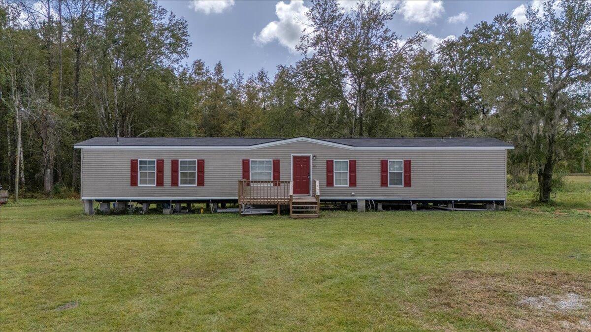 1011 Ridge Road — photo