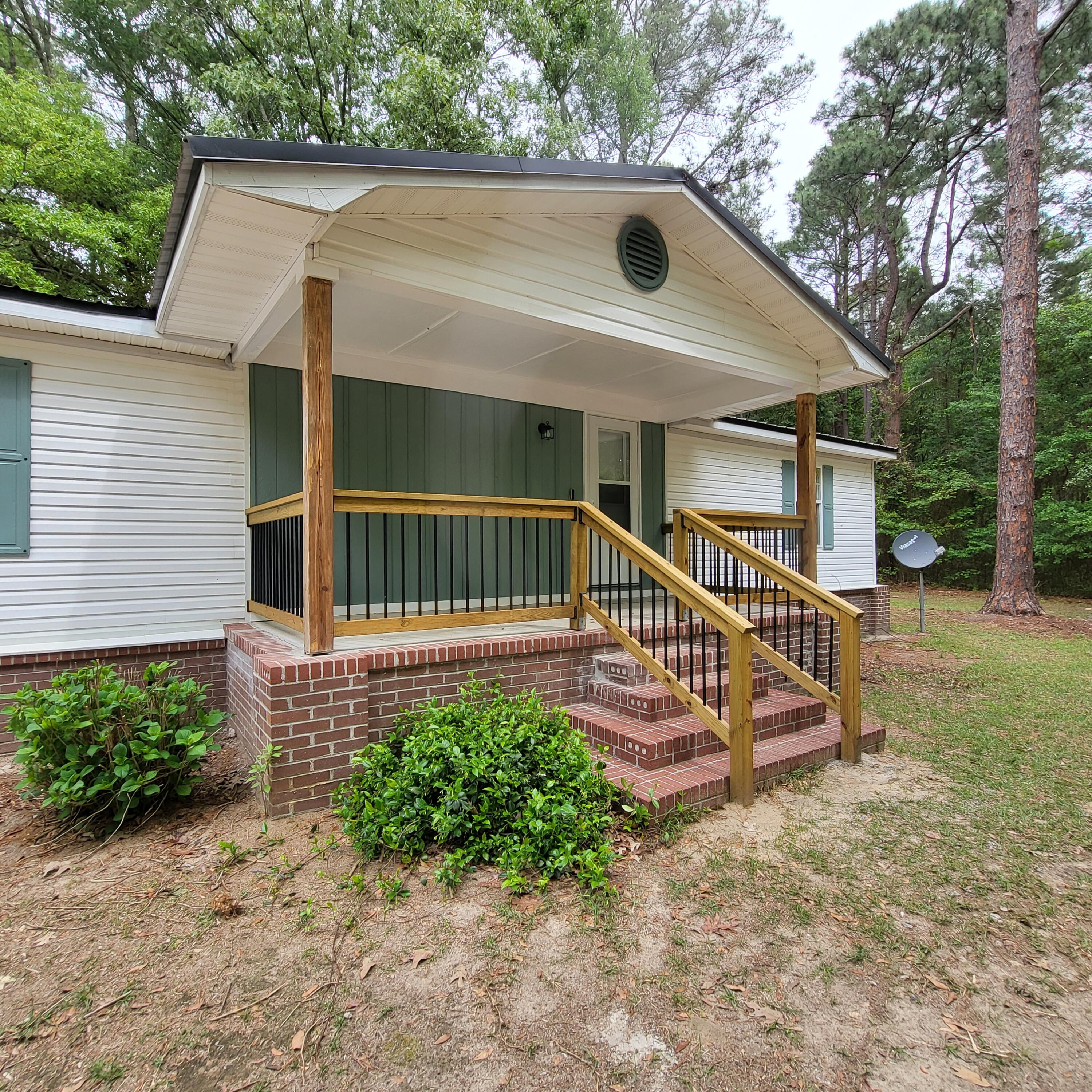 133 Knott Drive — photo