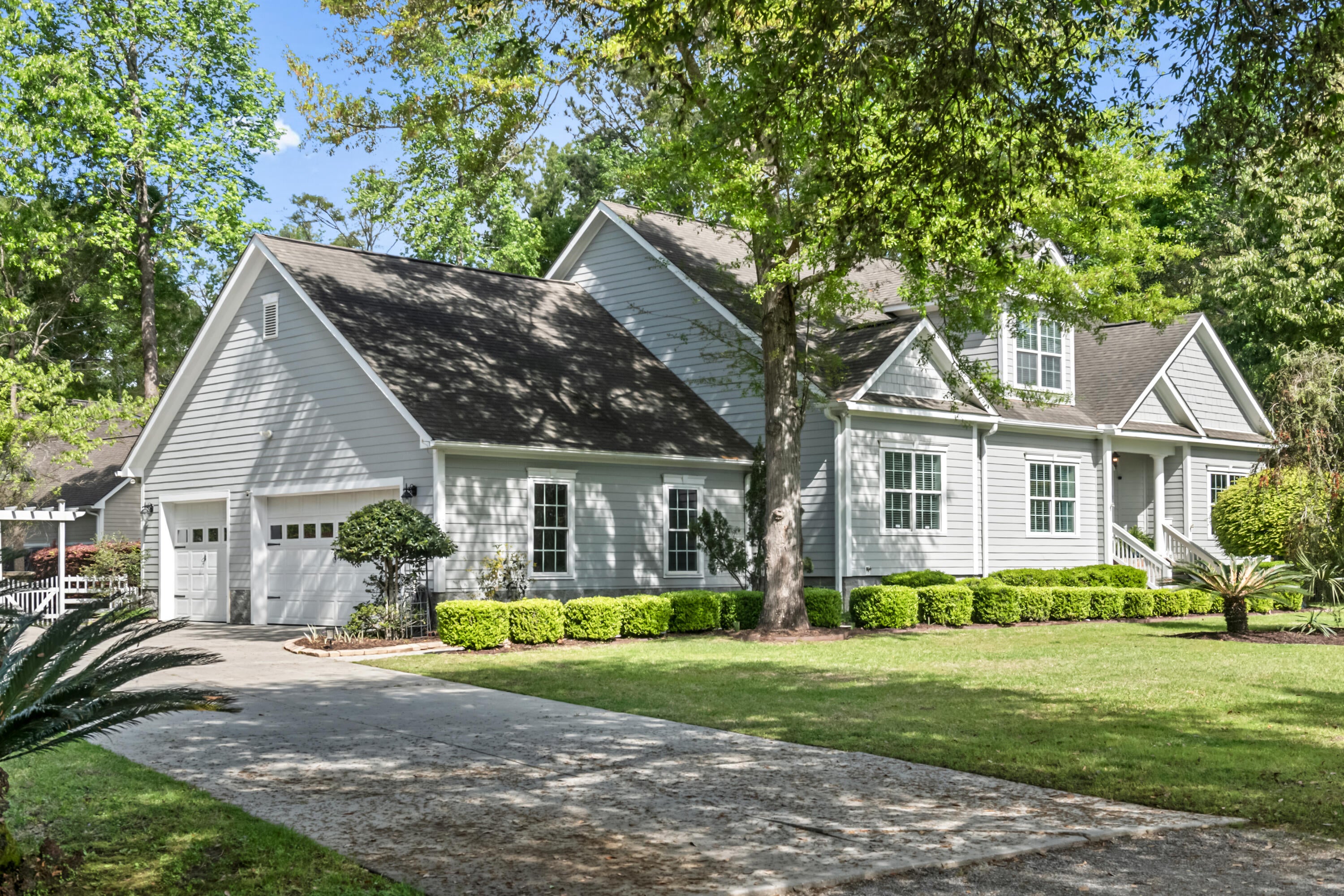 5691 Captain Kidd Road — photo