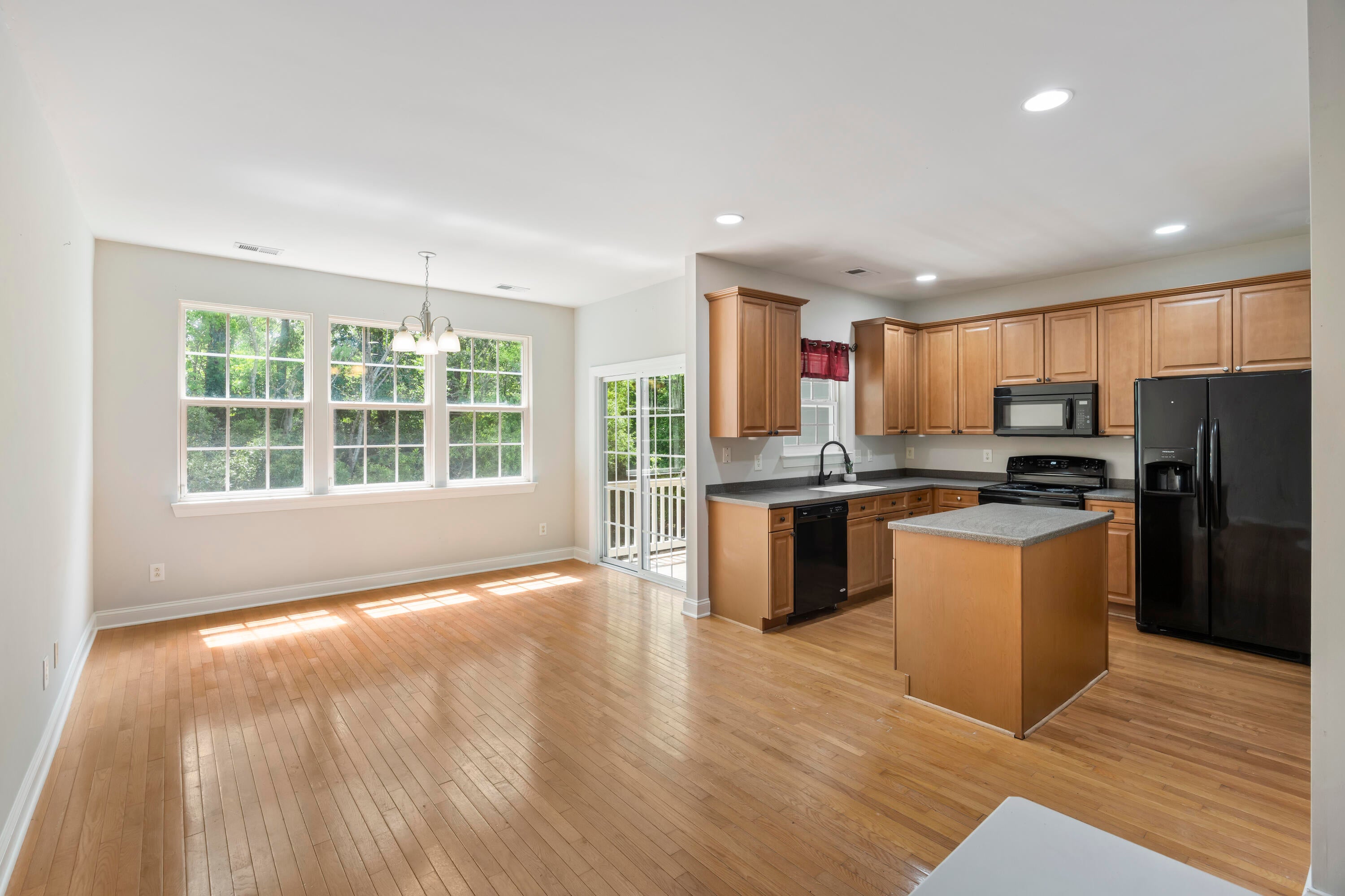 9019 Parlor Drive — photo