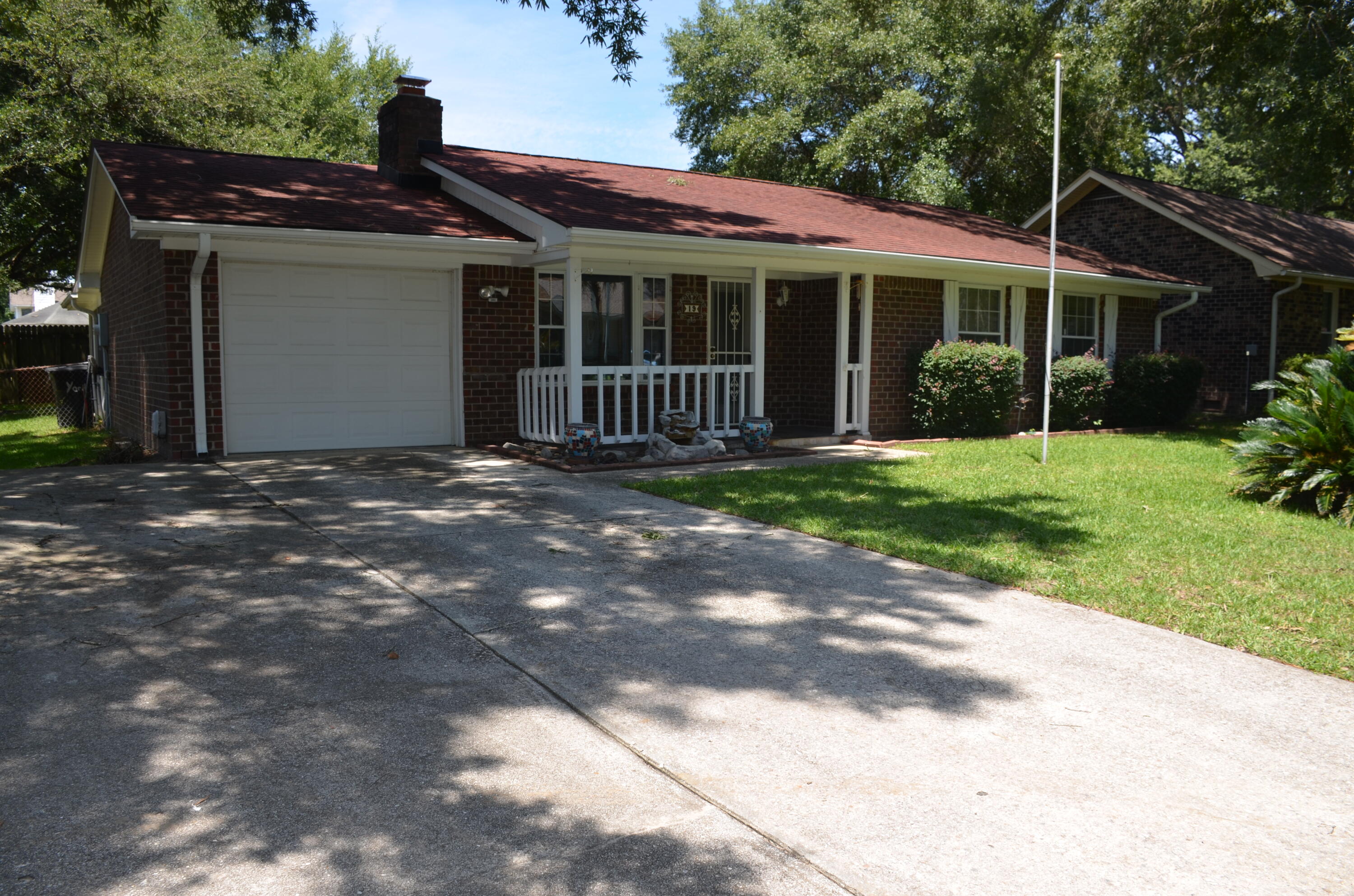 19 Lighthouse Drive — photo