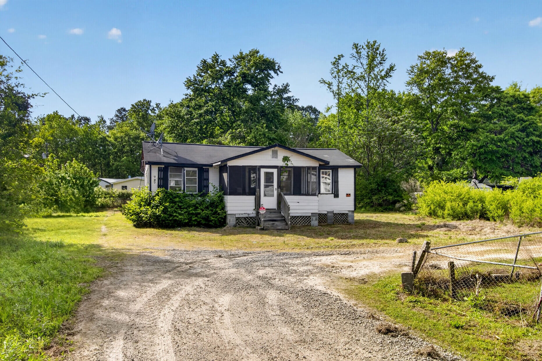 727 Campbellridge Lane — photo