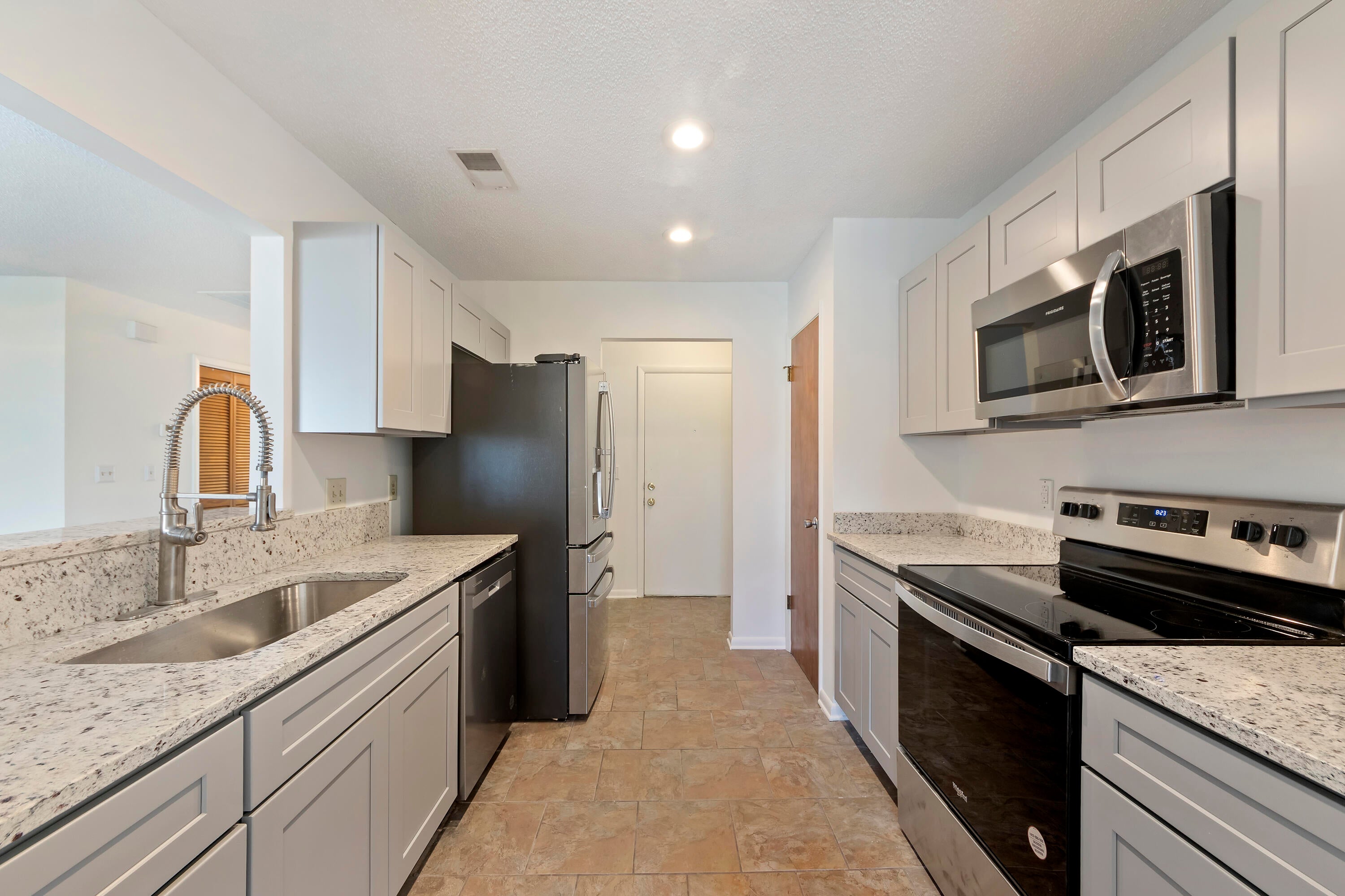 607 Waterwood Drive — photo