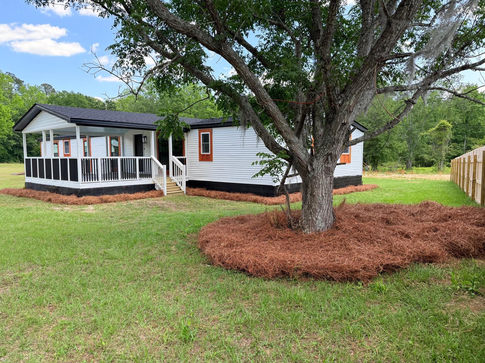 1015 Ridge Road — photo