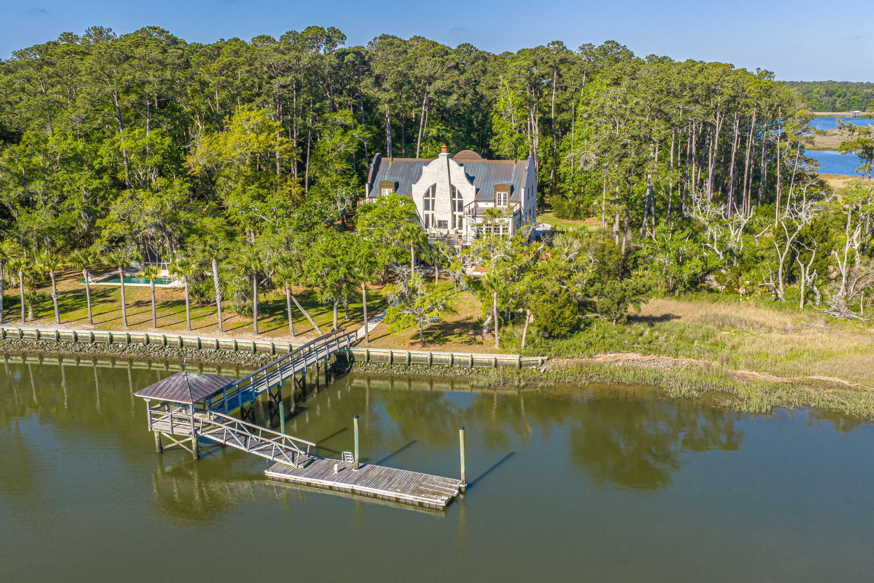 8654 Glascow Island Loop — photo