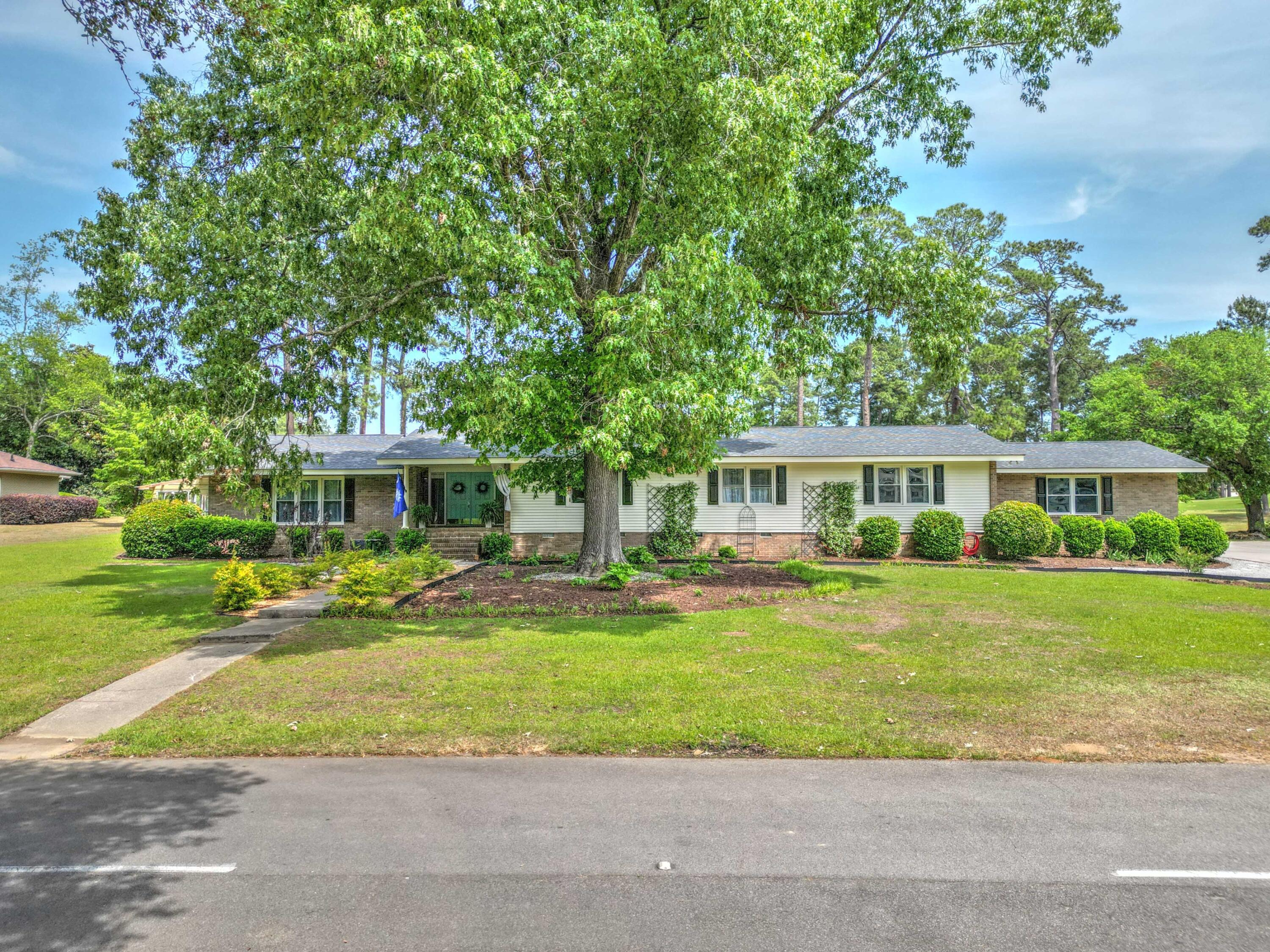 127 Cooper Circle — photo