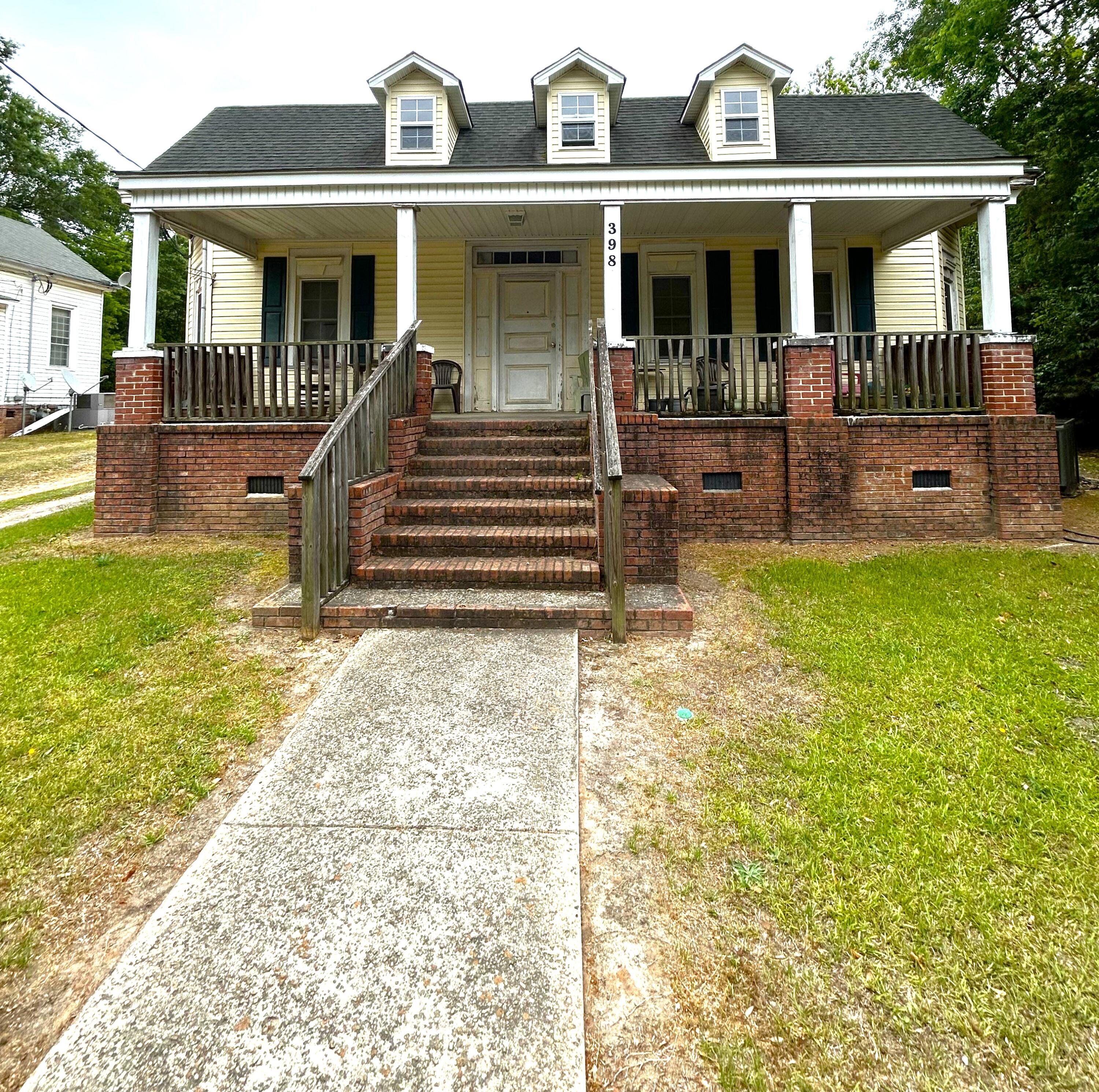 398 Sellers Street — photo