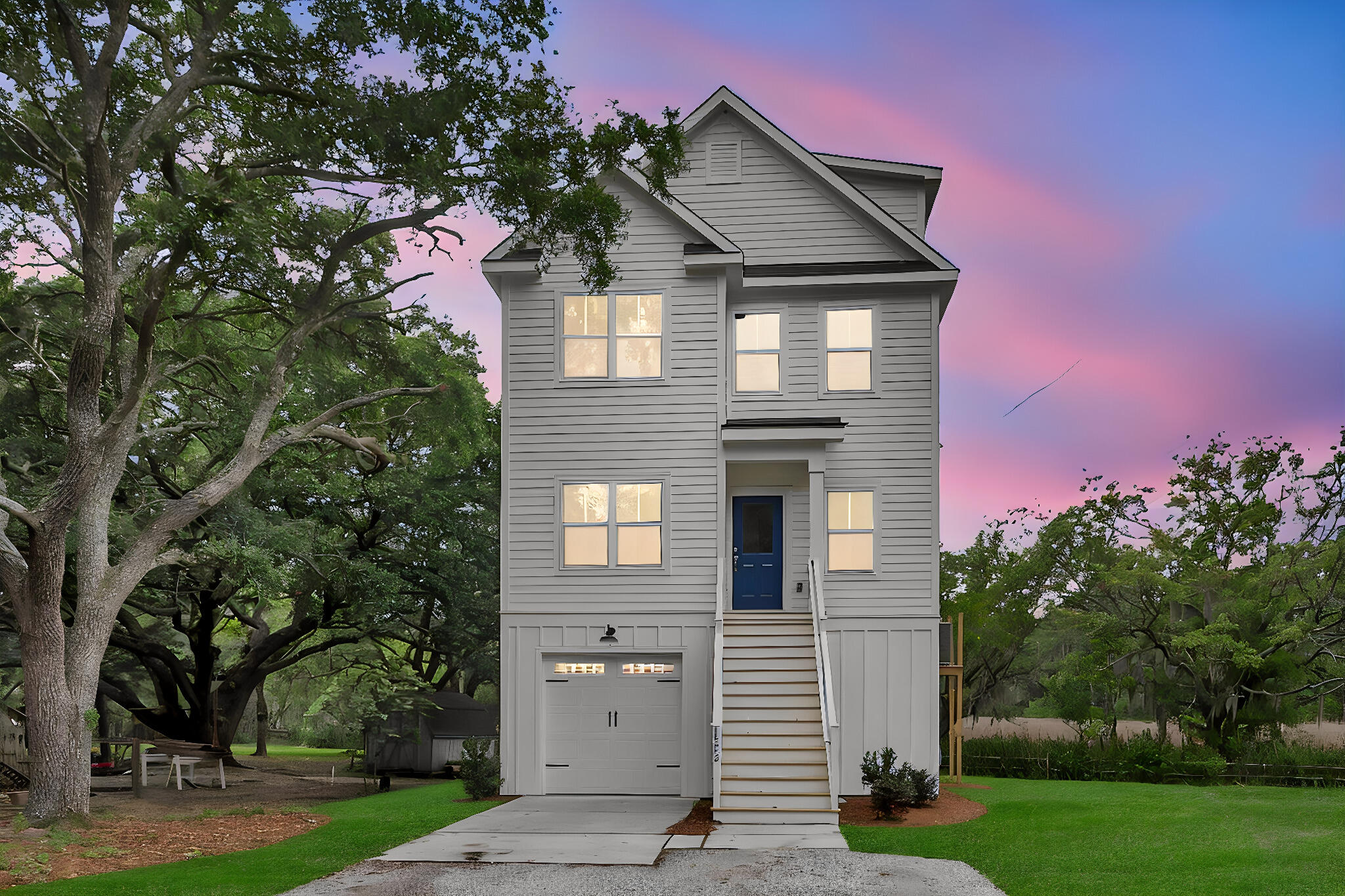 1552 N Avalon Circle — photo