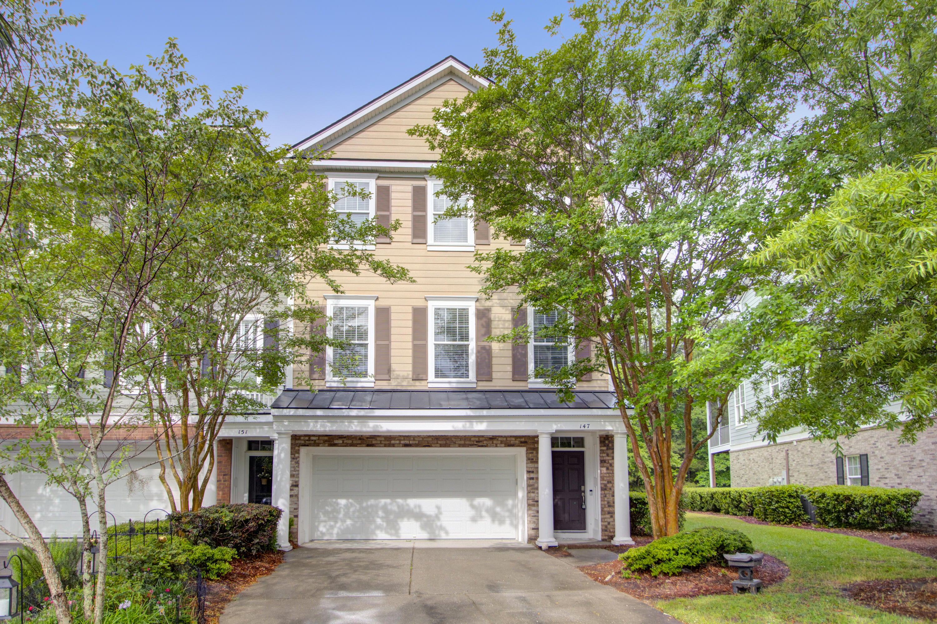 147 Palm Cove Way — photo