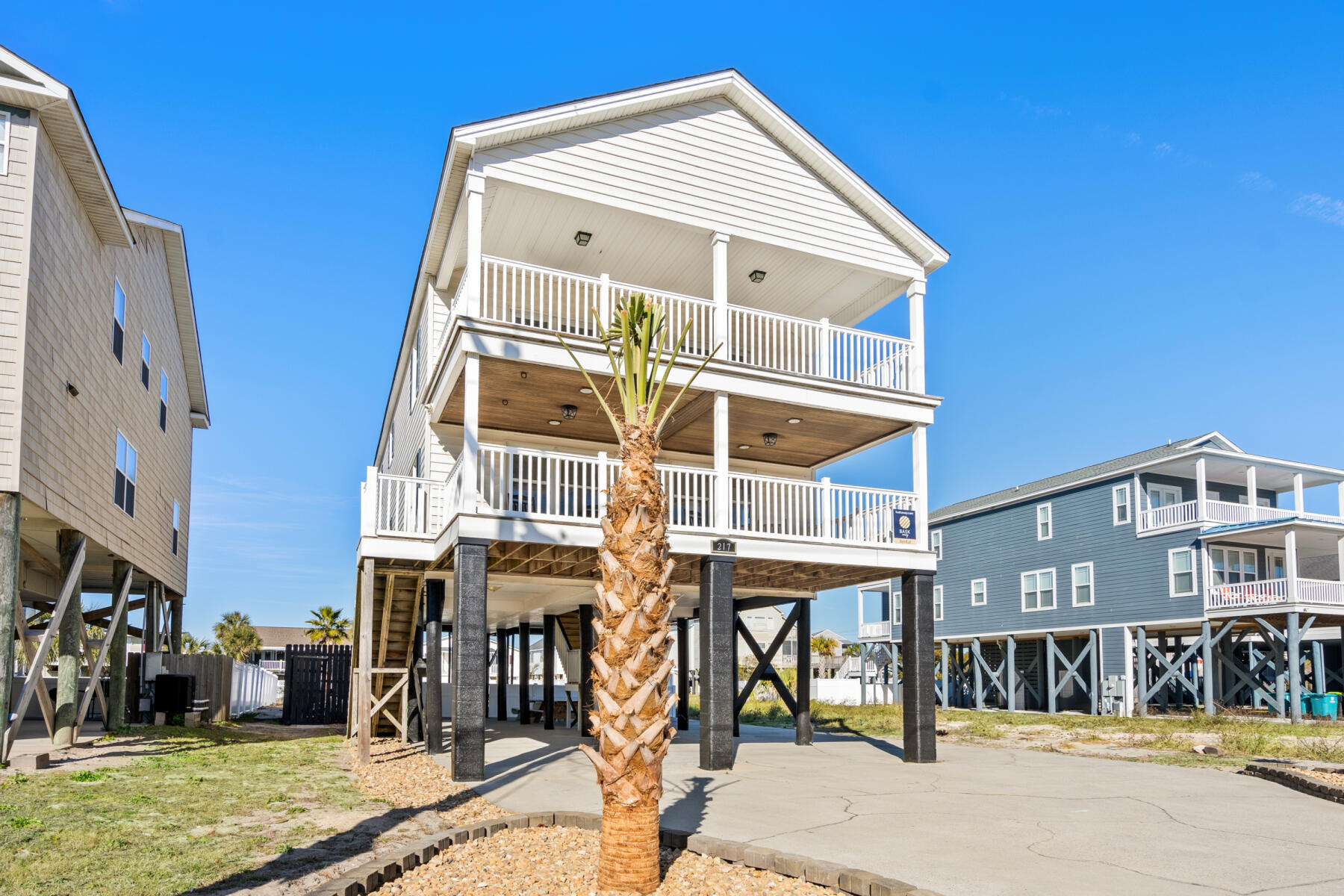 217 S Waccamaw Drive — photo