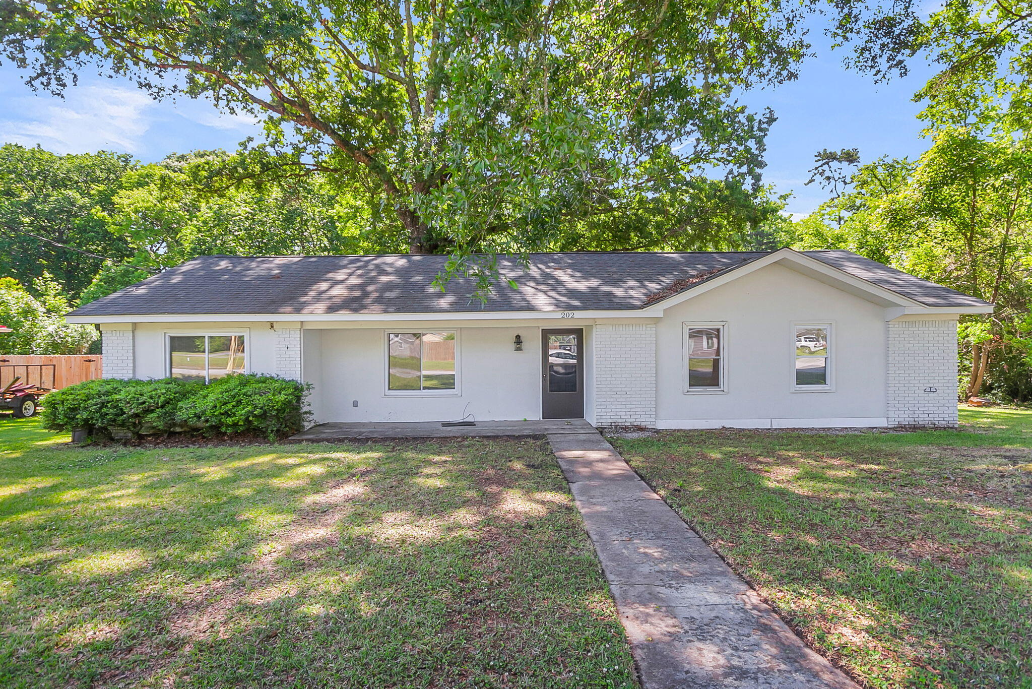 202 Sprucewood Drive — photo