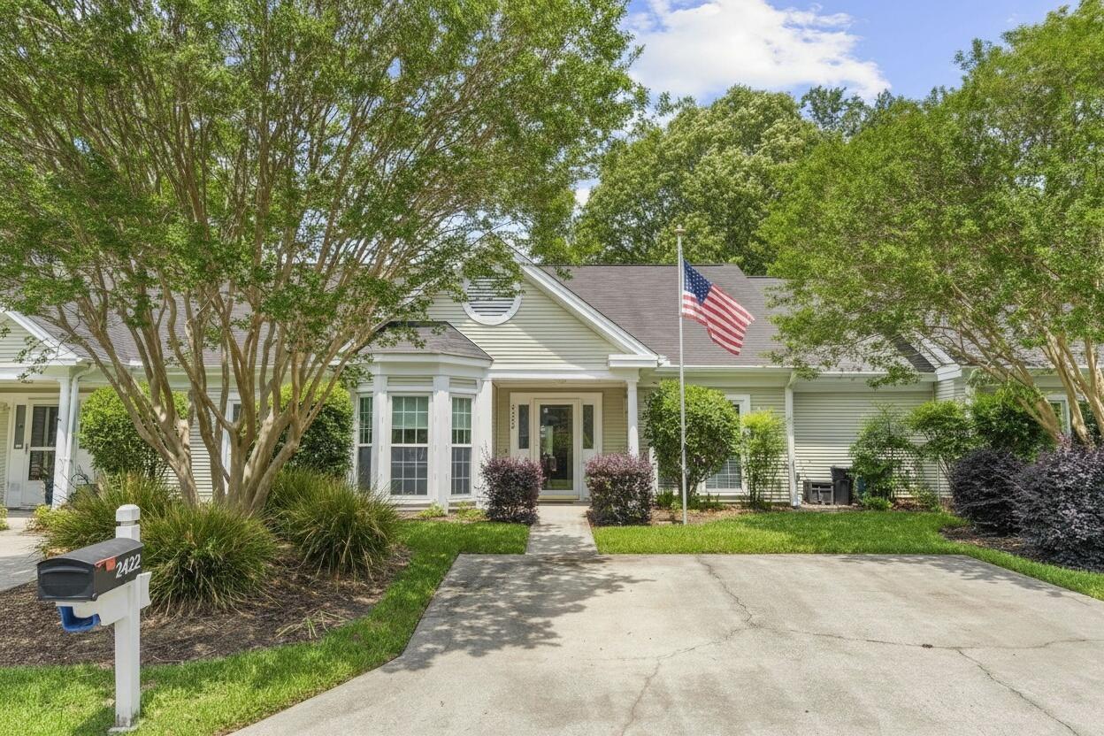 2422 Hansard Drive — photo