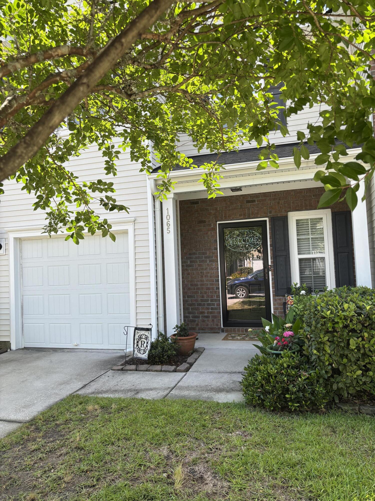 1065 Bennington Drive — photo