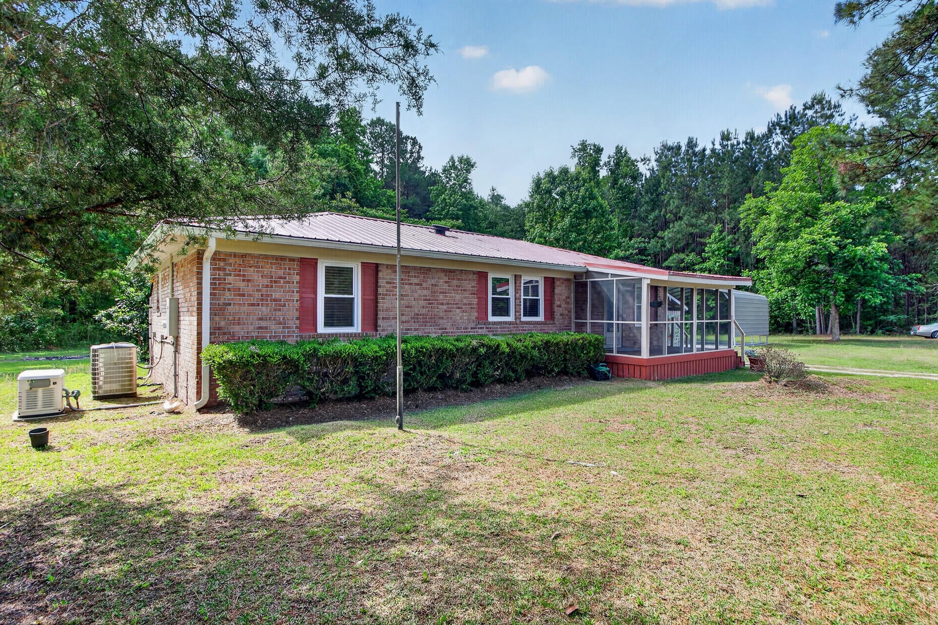1105 County Line Road — photo
