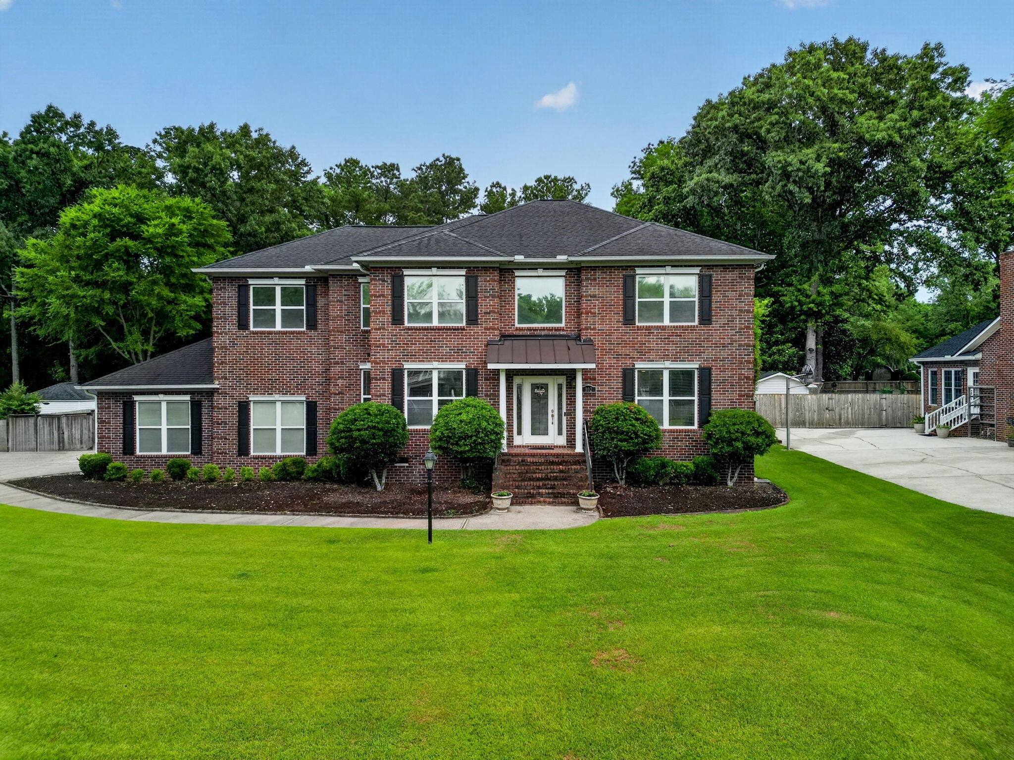 102 Kingfisher Court — photo