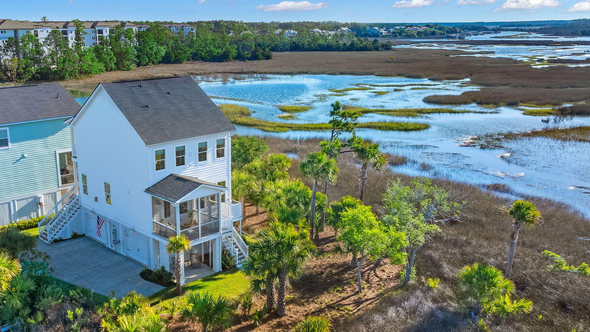 935 Governors Cay Circle — photo