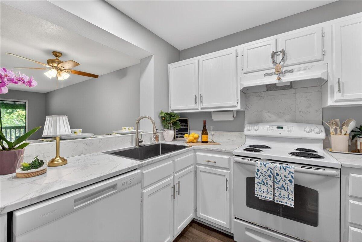 1530 Fort Johnson Road #1H — photo