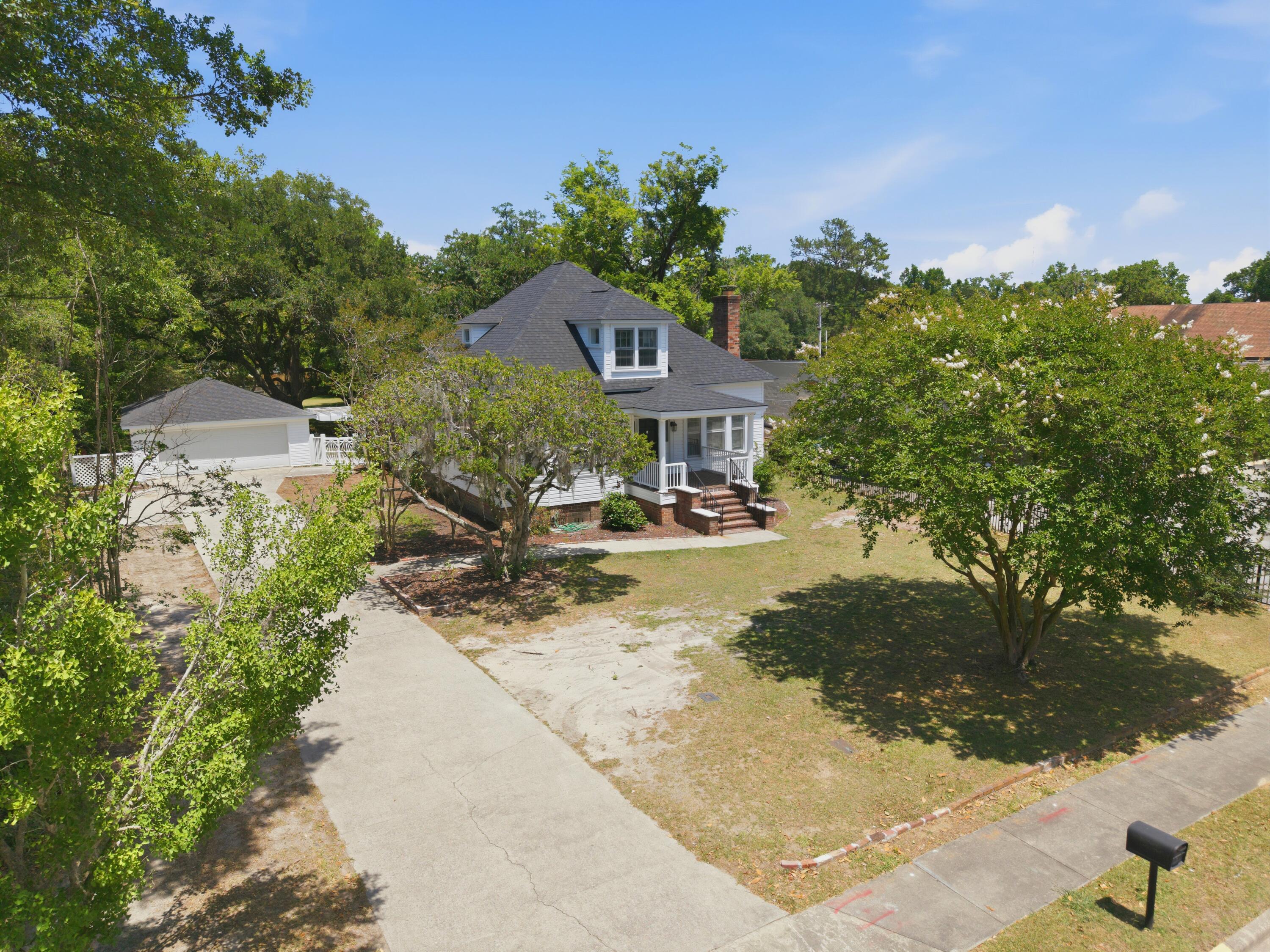 202 E Main Street — photo