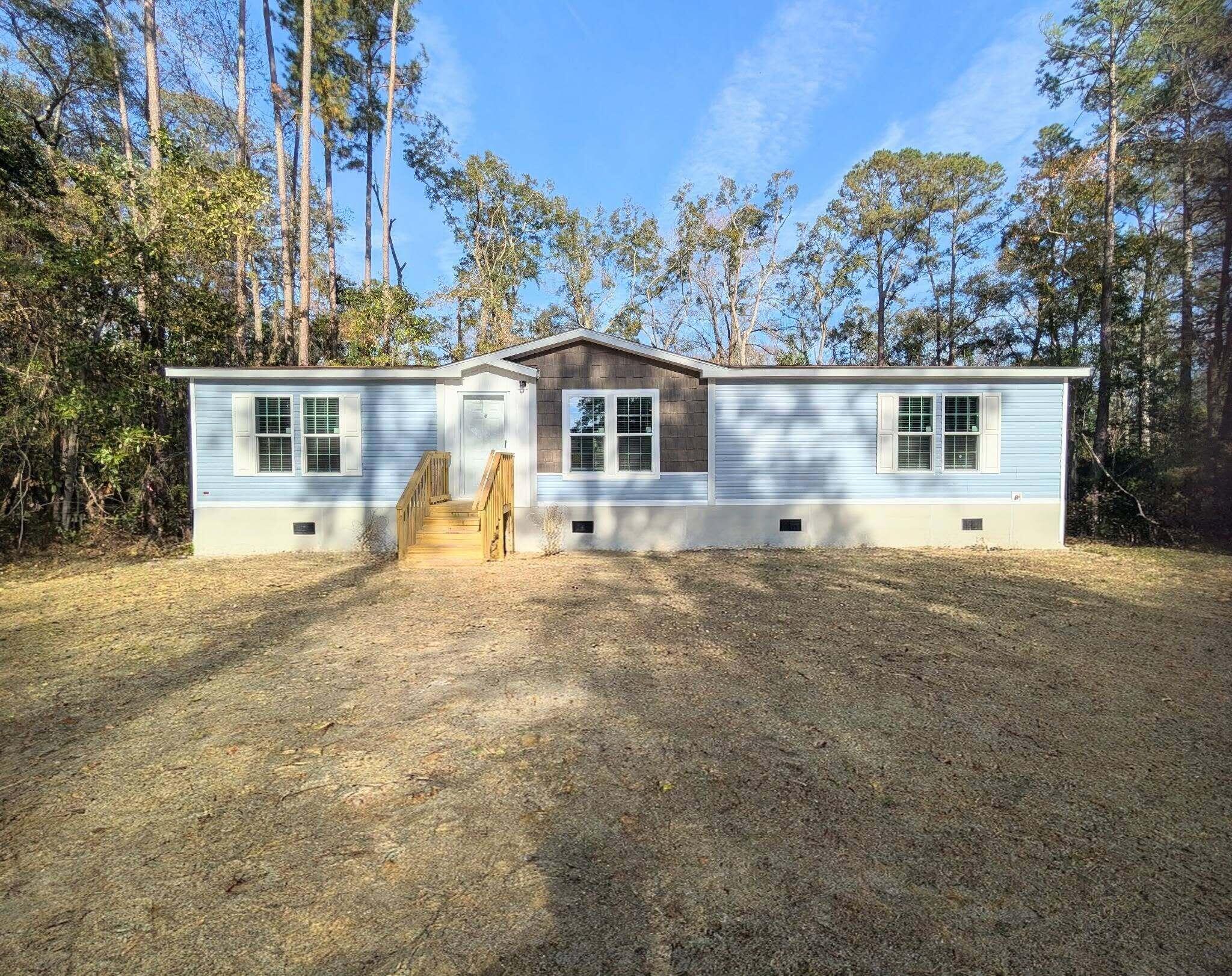208 Shannon Road — photo