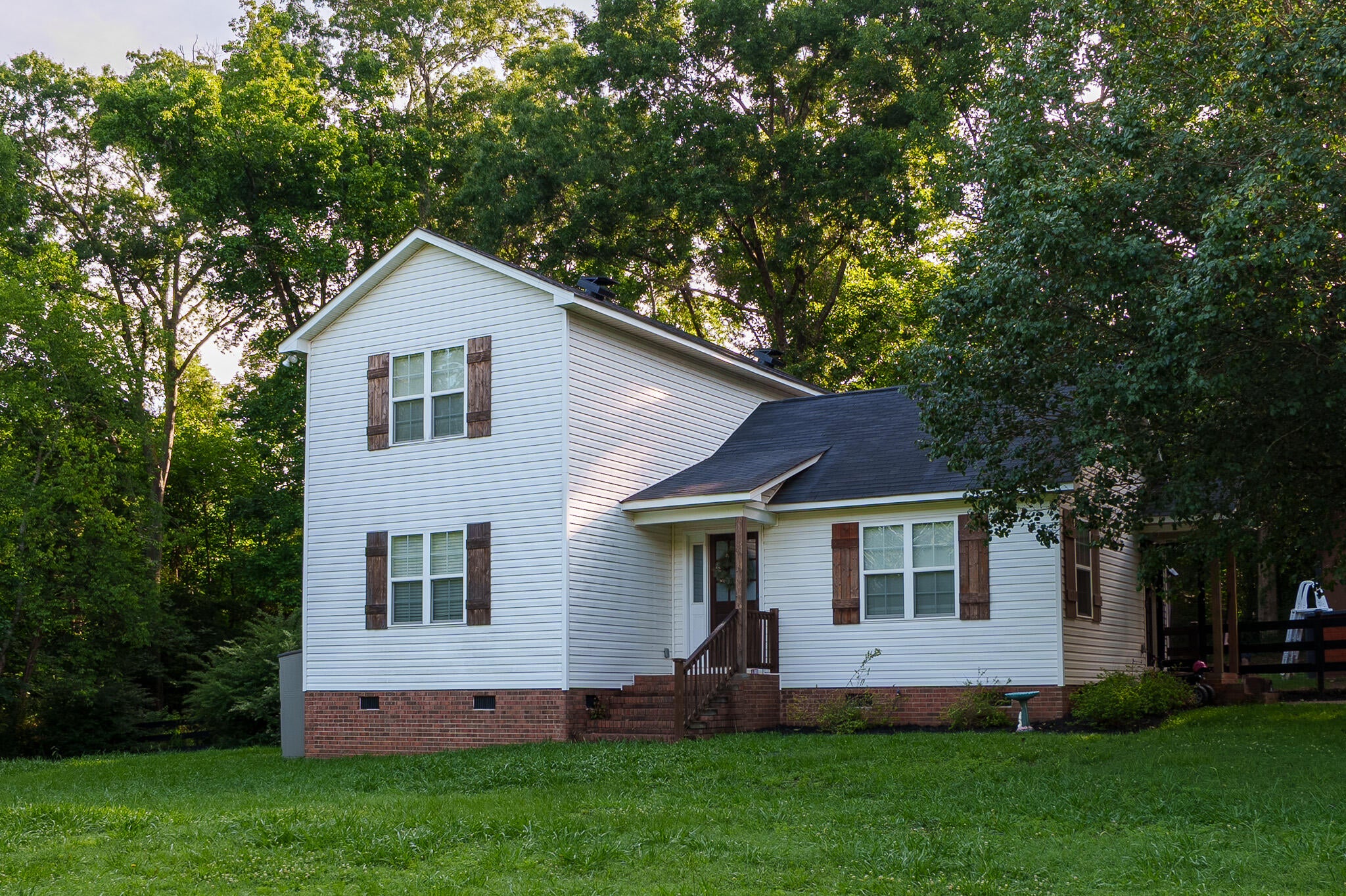 1445 Buford Court — photo