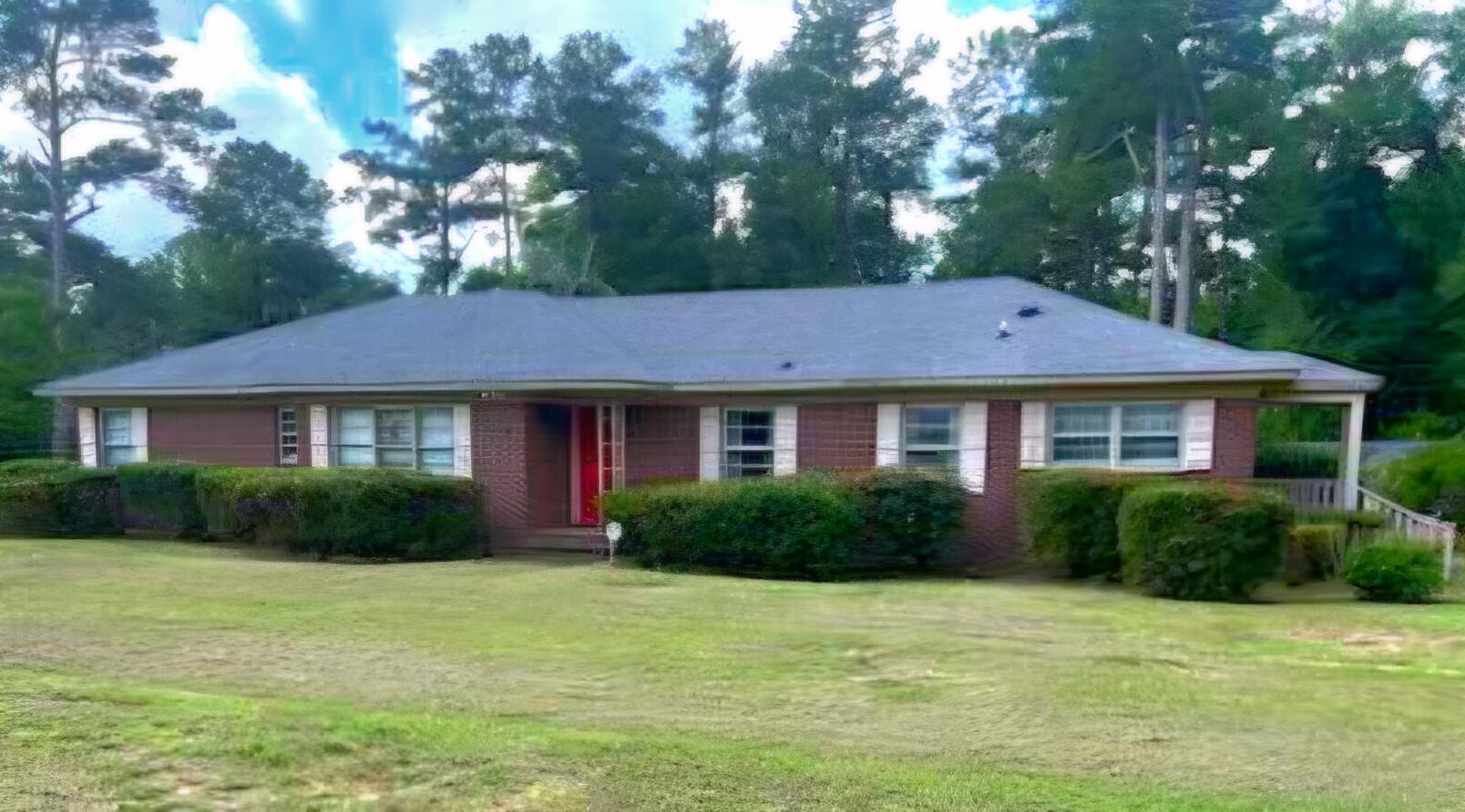 213 Maner Drive — photo