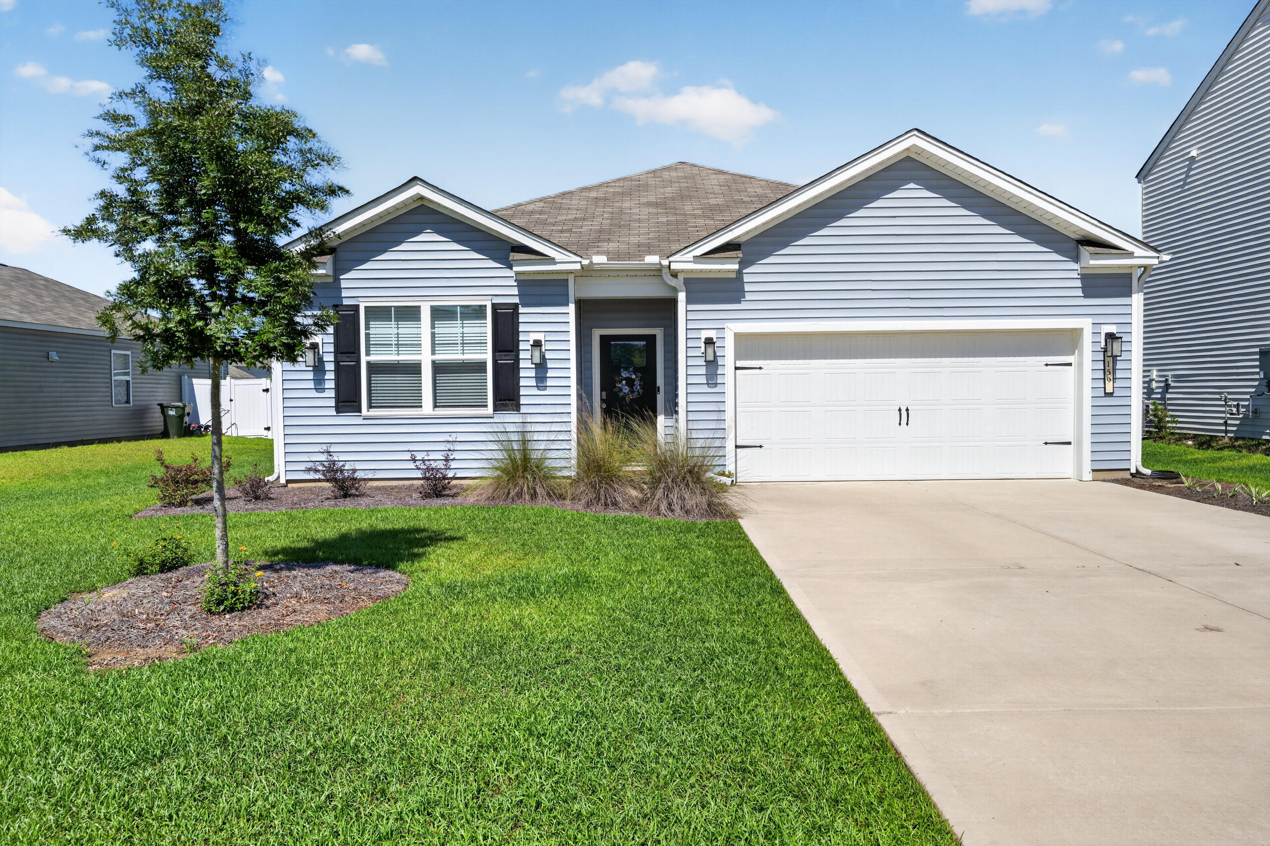 159 Carolina Groves Boulevard — photo