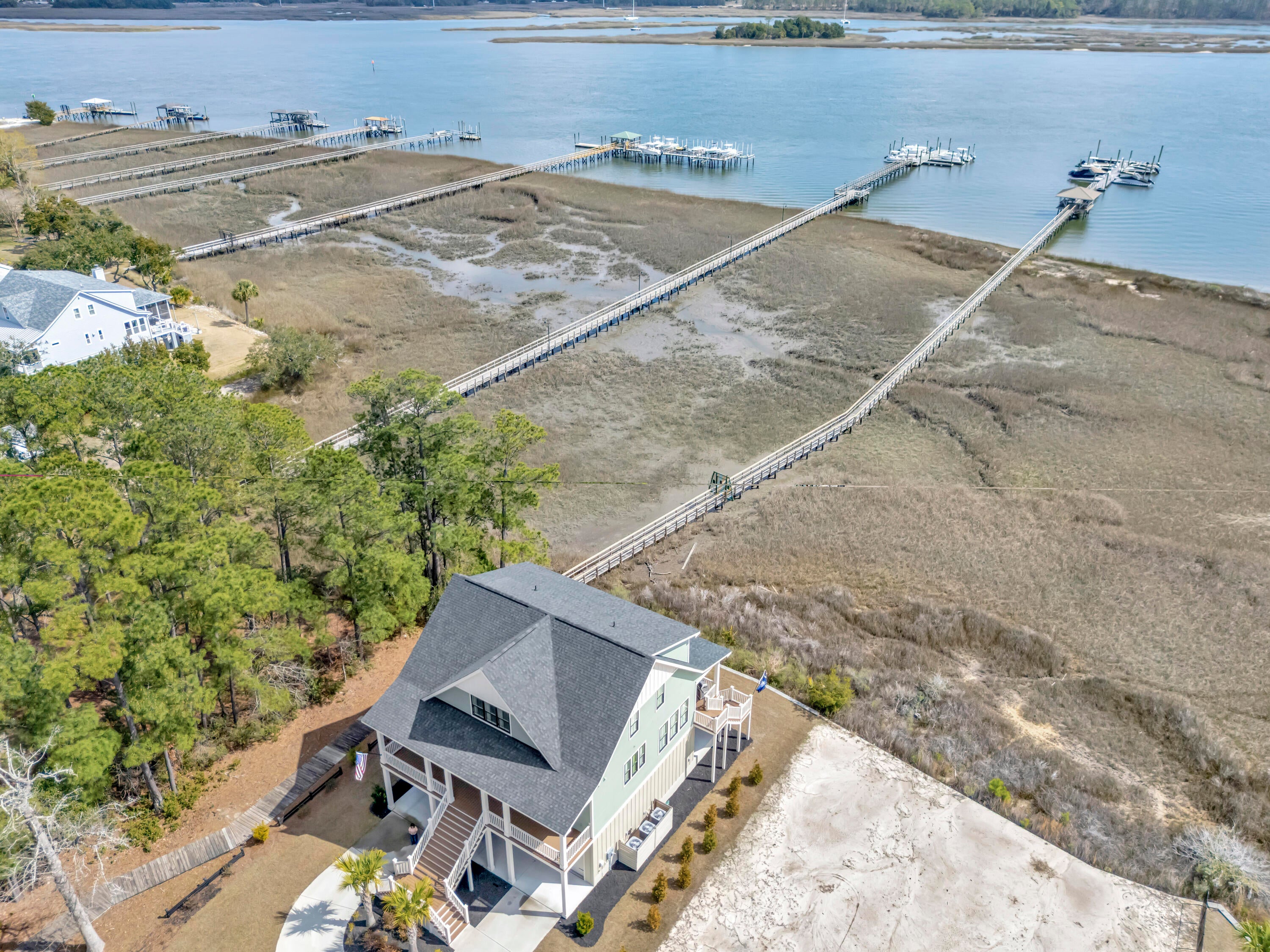 1026 Jervey Point Road — photo