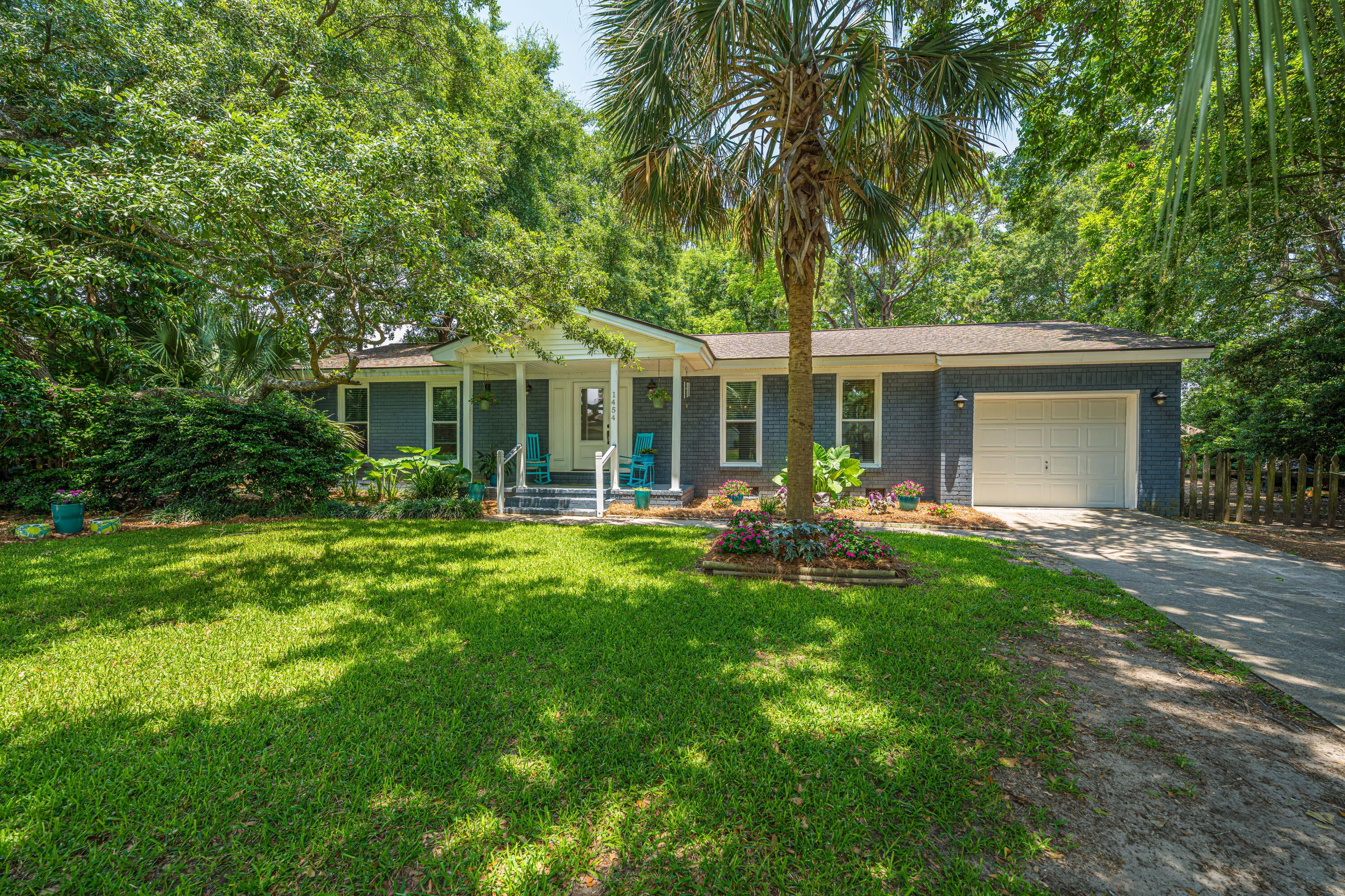 1454 Waterway Court — photo