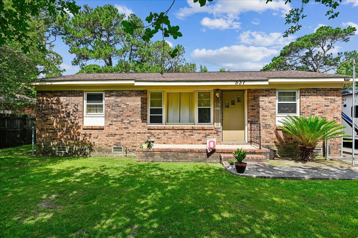 537 Hansford Drive — photo