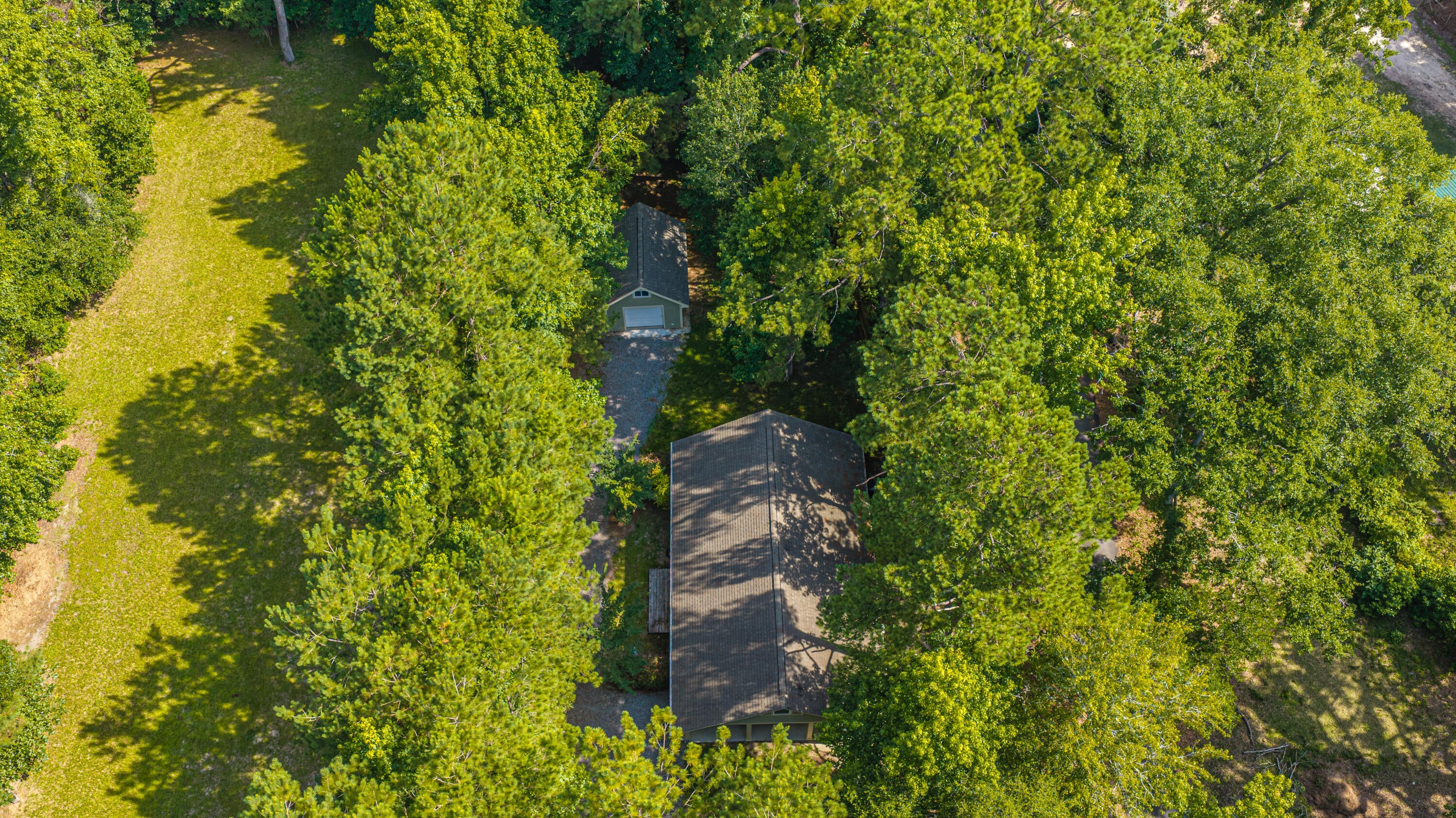 6037 Chisolm Road — photo