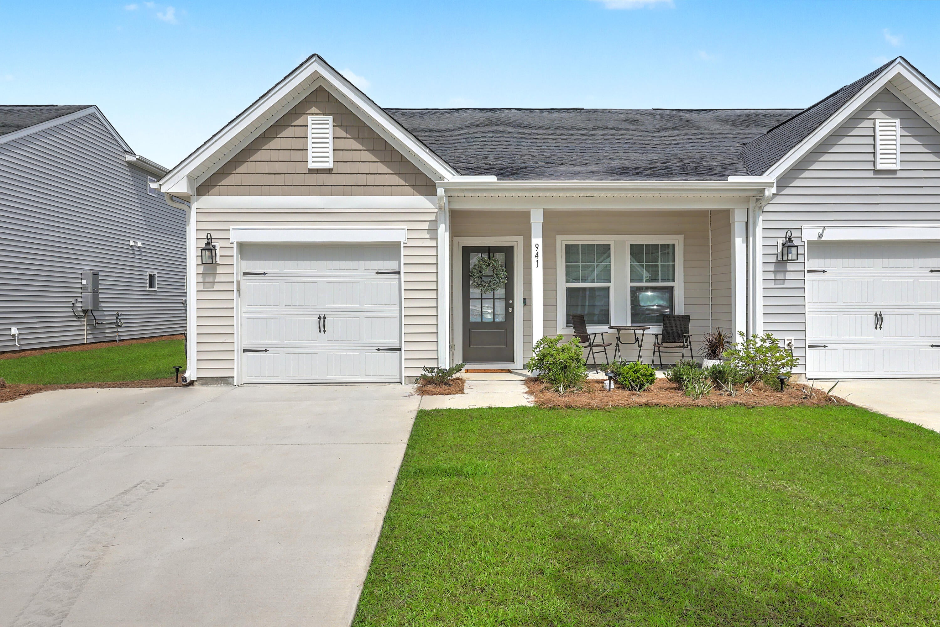 941 Dusk Drive — photo