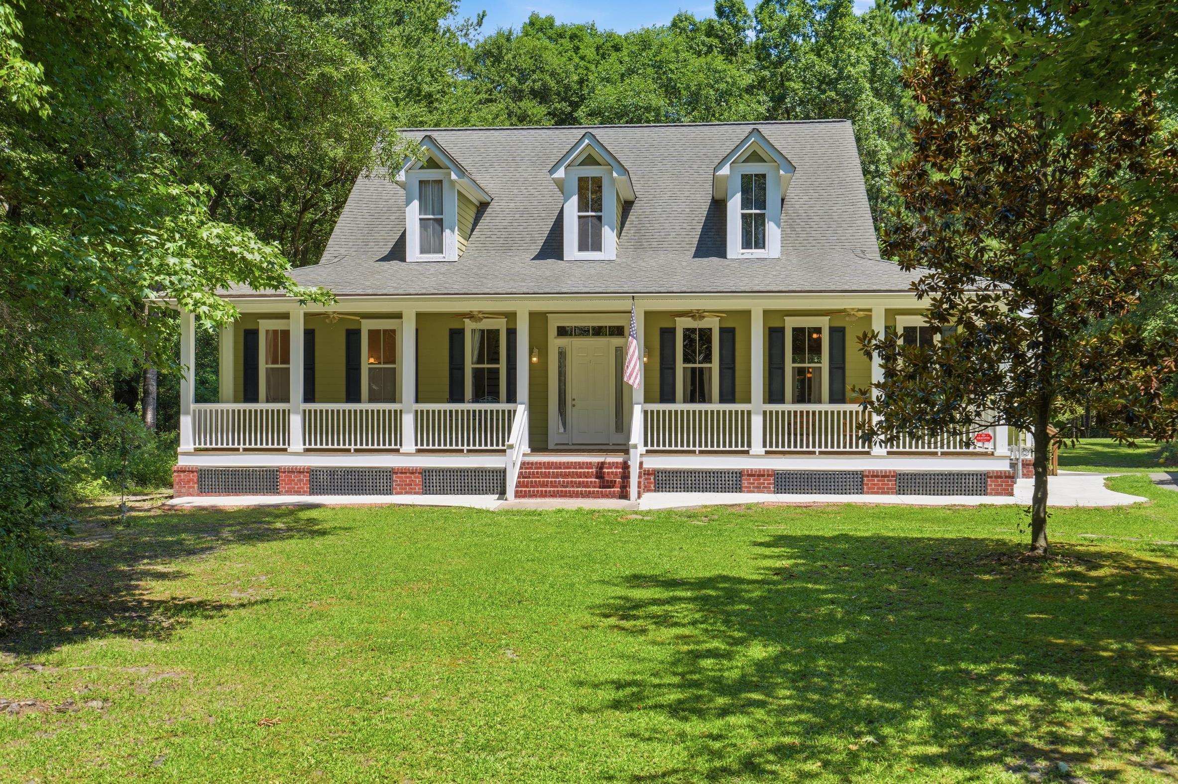 1404 Leisure Drive — photo