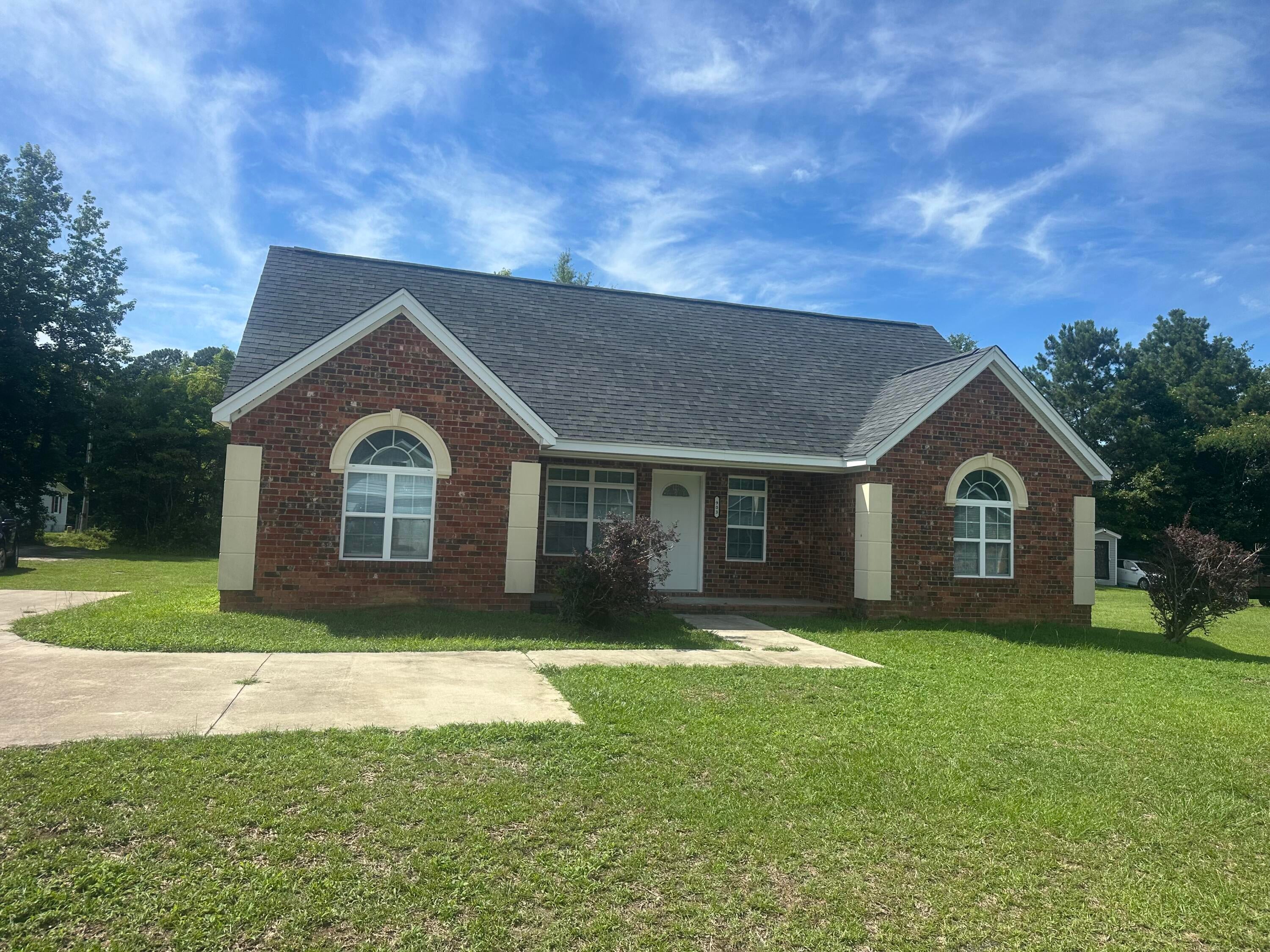 903 Northwood Drive — photo