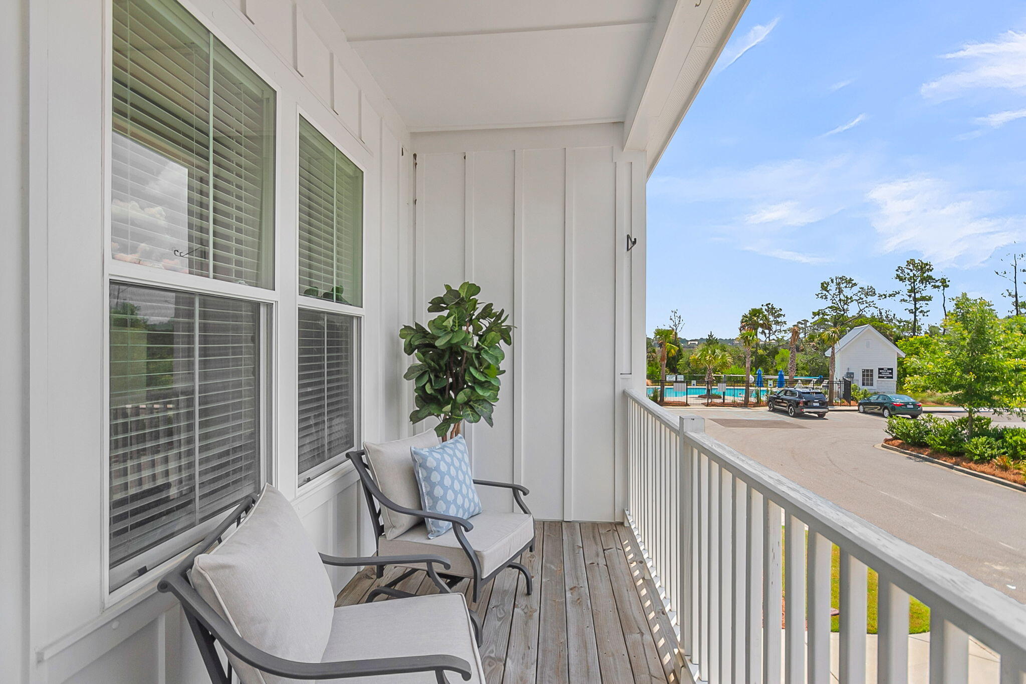 810 Kings Oak Court Unit 4 — photo